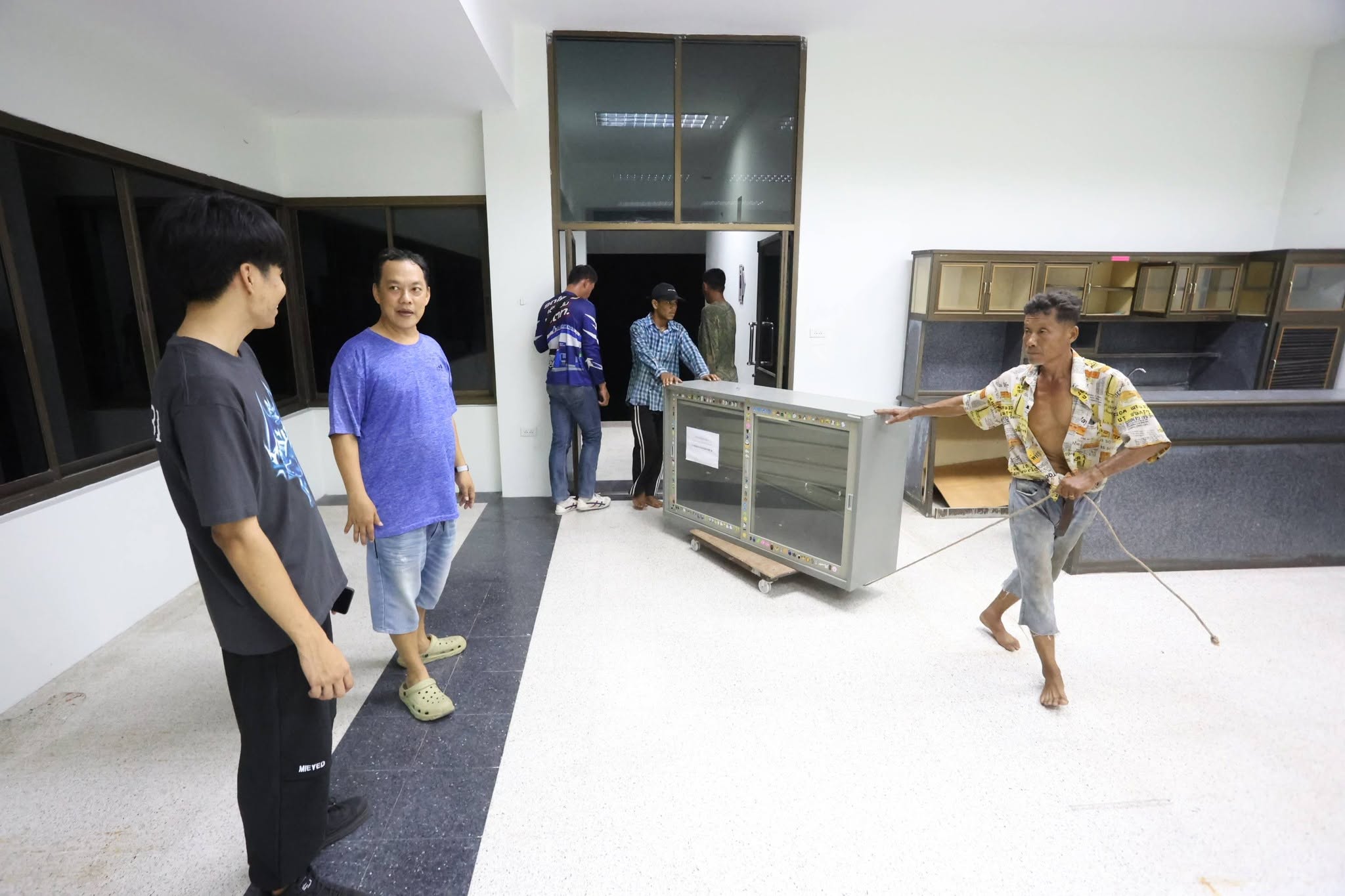 title - ขยับระลอกแรก สพท. เคลื่อนย้ายครุภัณฑ์ชุดแรกมา ศพส. บางไทร