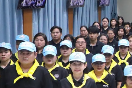 title - สพท. ร่วมกิจกรรม “ประดิษฐ์ดอกไม้ถวายความอาลัย” เนื่องในวันคล้ายวันพระราชสมภพ สมเด็จพระนางเจ้าสิริกิติ์ พระบรมราชินีนาถ พระบรมราชชนนีพันปีหลวง และวันแม่แห่งชาติ