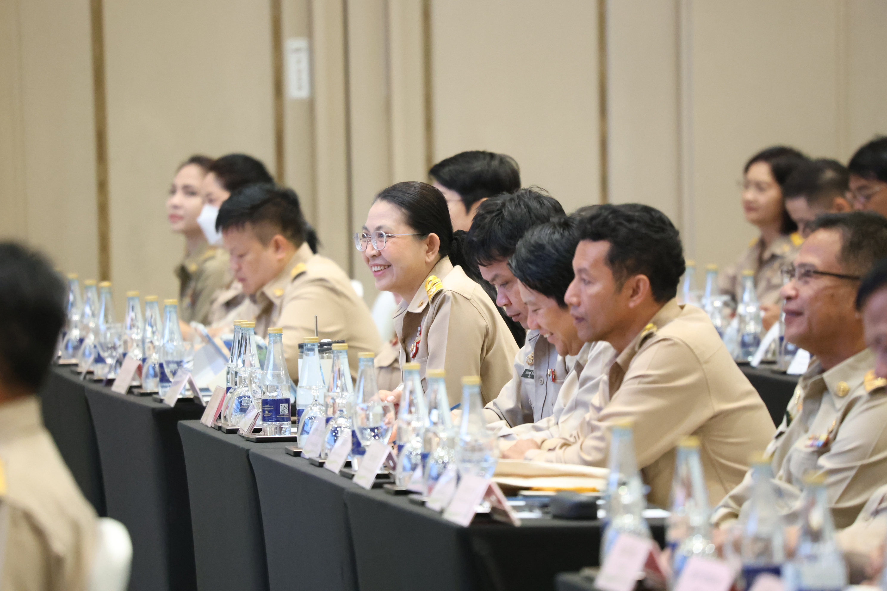 title - สพท. ร่วมสัมมนาสรุปผลงาน ส.ป.ก. ปี 69 วางกรอบปี 70 และเชิดชูเกียรติผู้เกษียณอายุราชการ