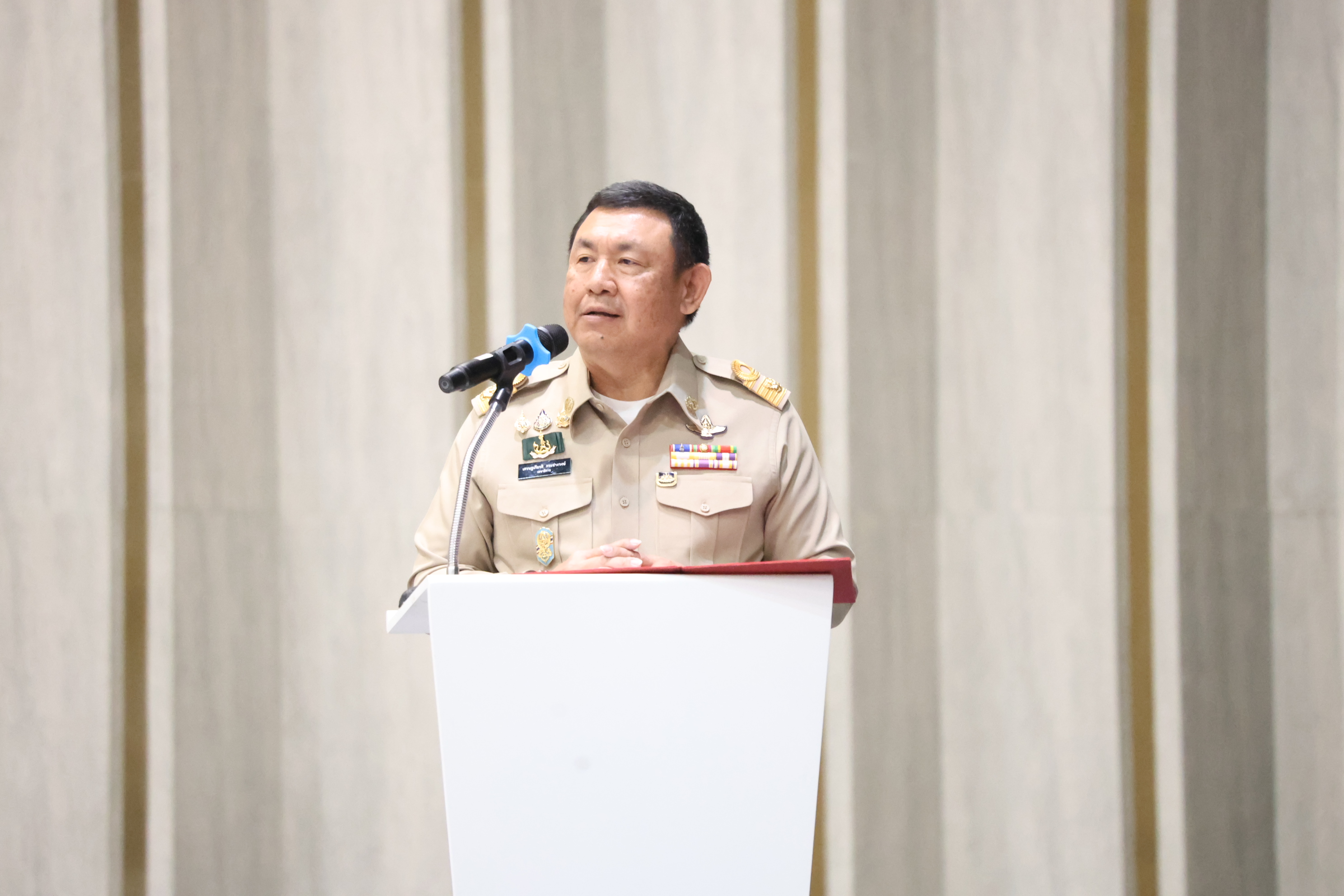 title - สพท. ร่วมสัมมนาสรุปผลงาน ส.ป.ก. ปี 69 วางกรอบปี 70 และเชิดชูเกียรติผู้เกษียณอายุราชการ