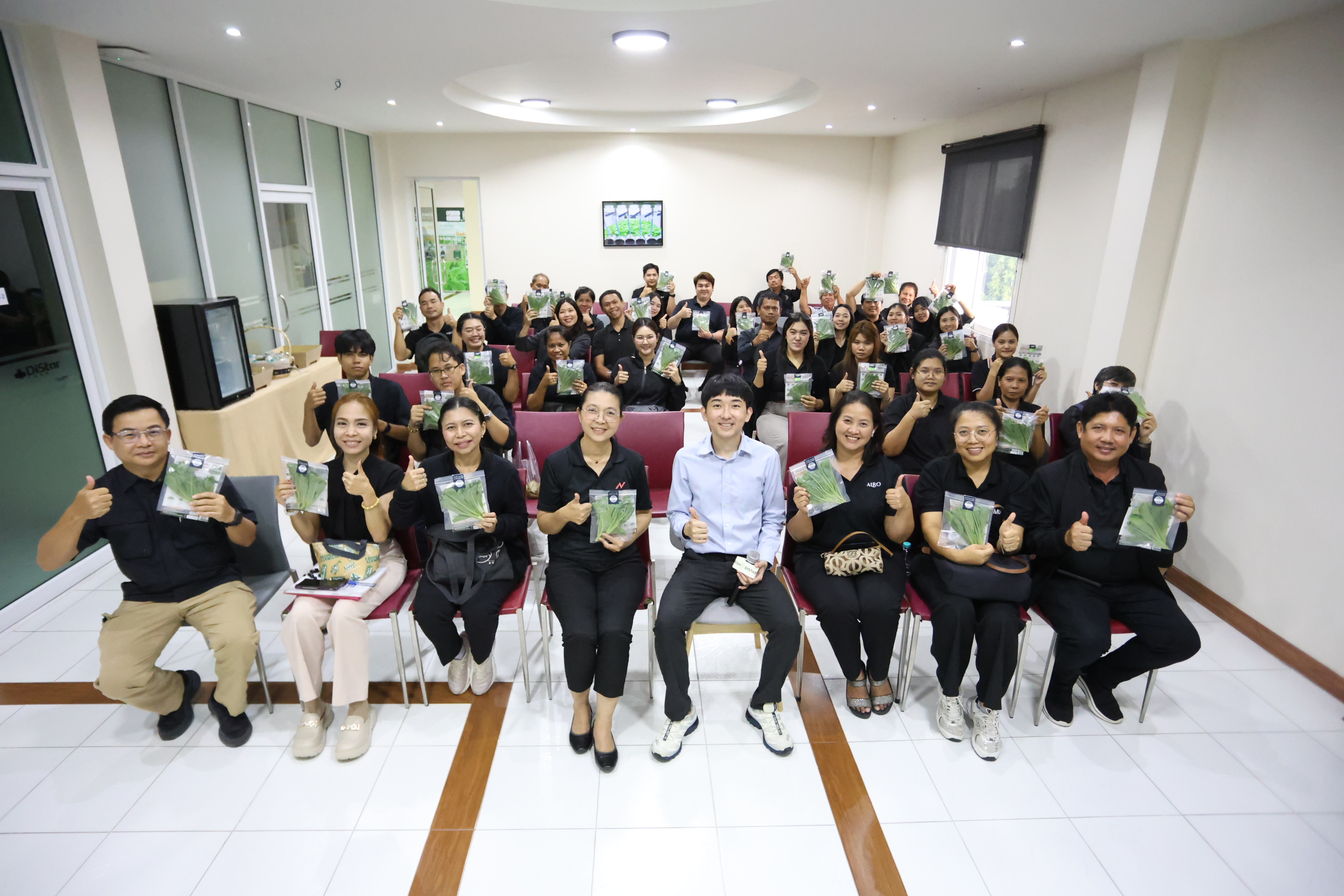 title - สพท. ดูงาน DISTAR FRESH Farm ต้นแบบฟาร์มเกษตรแนวใหม่ นำนวัตกรรมดิจิทัลขับเคลื่อนงานส่งเสริมการเกษตร