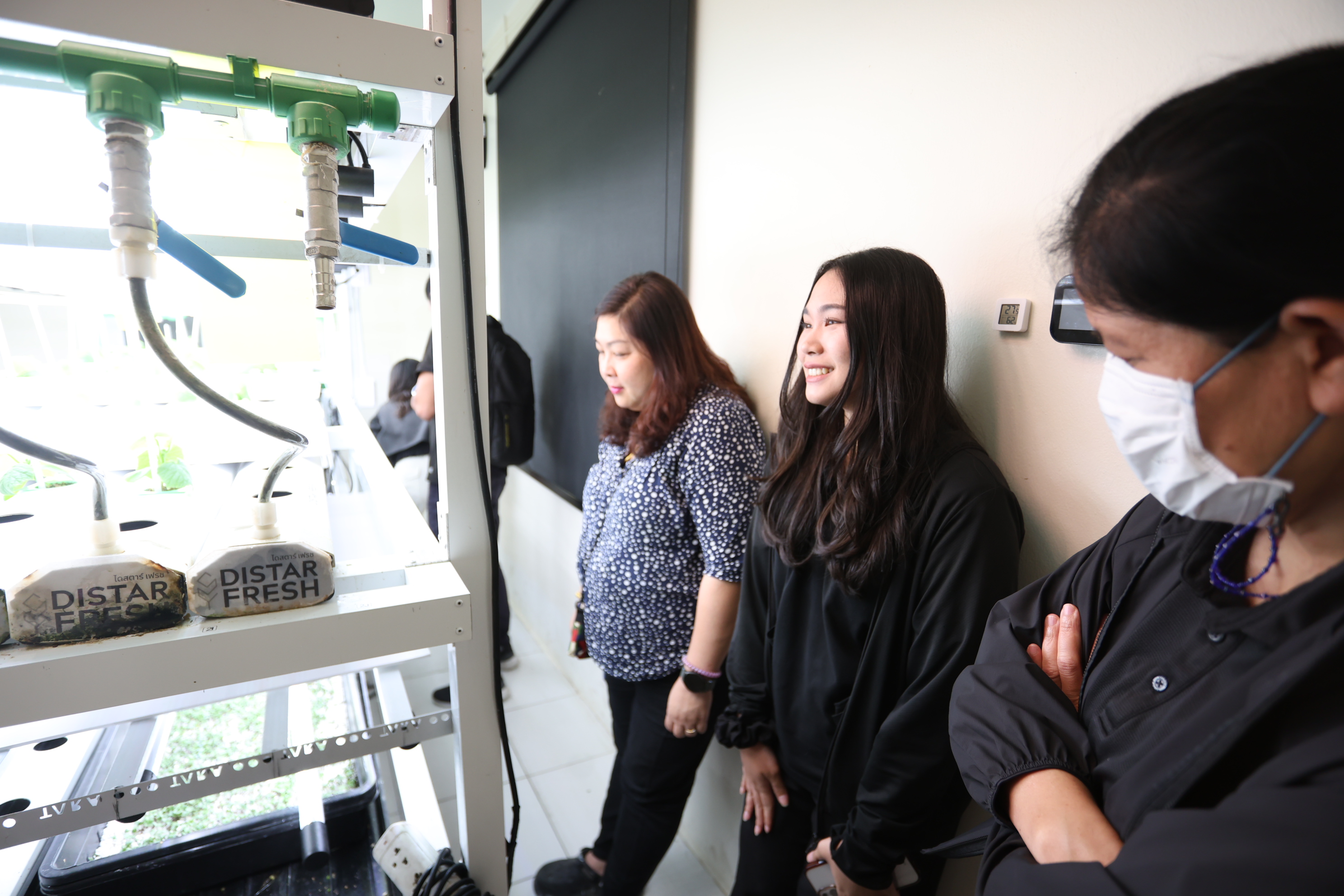 title - สพท. ดูงาน DISTAR FRESH Farm ต้นแบบฟาร์มเกษตรแนวใหม่ นำนวัตกรรมดิจิทัลขับเคลื่อนงานส่งเสริมการเกษตร