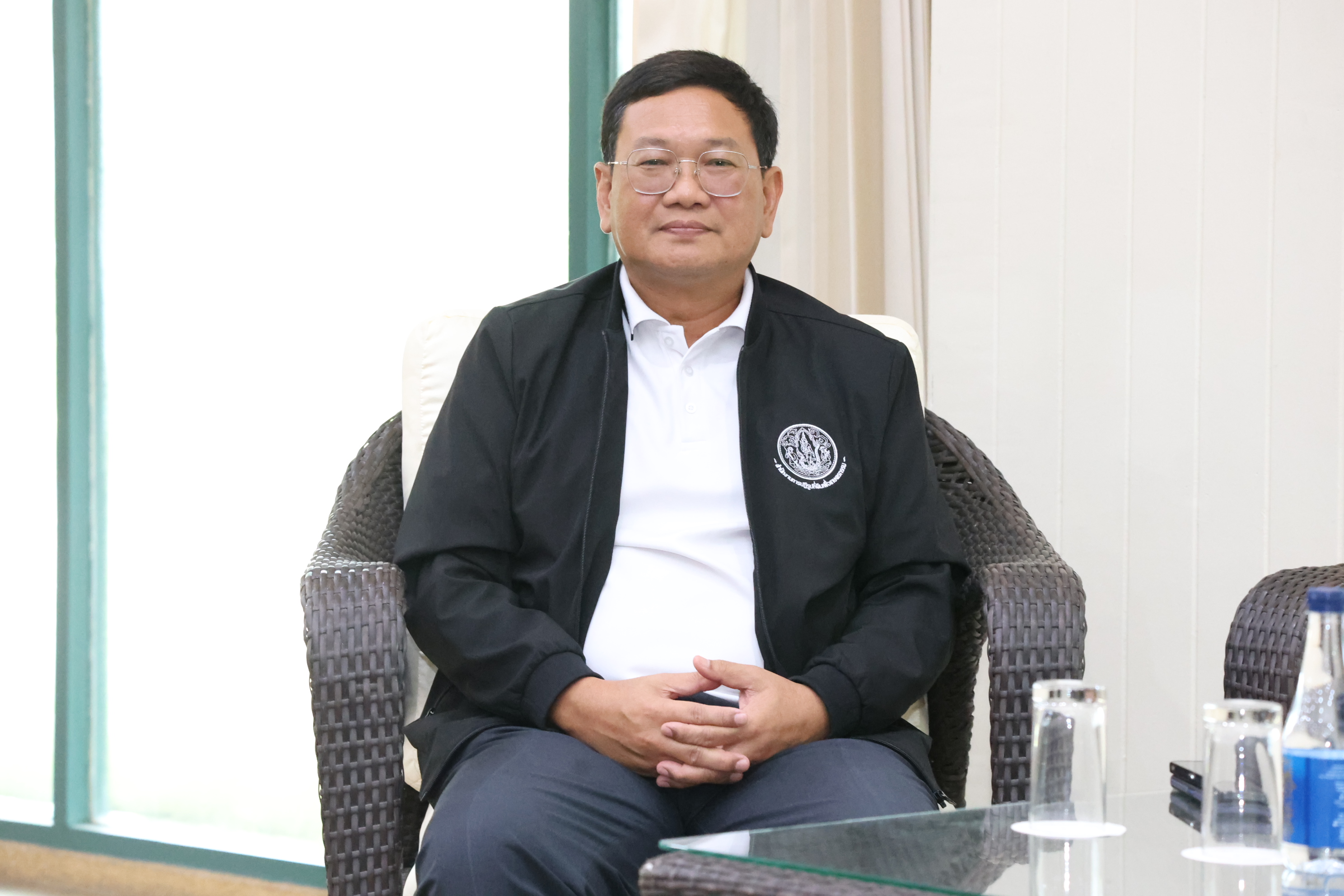 title - สพท. จัดการนำเสนอผลงานและติดตามประเมินผลสัมฤทธิ์การดำเนินงานด้านการพัฒนาเกษตรกร ประจำปีงบประมาณ พ.ศ. 2569