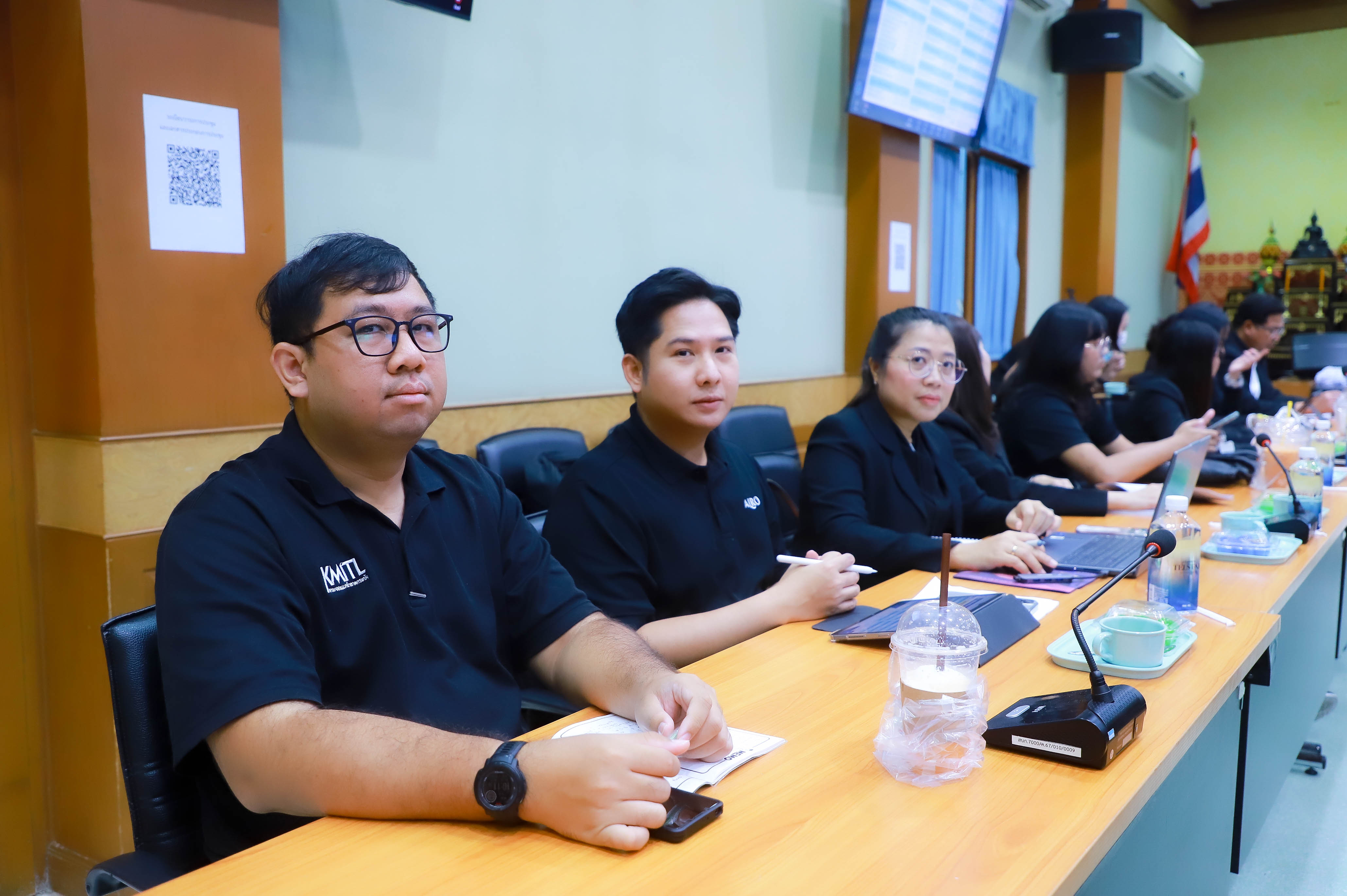 title - สพท. ร่วมประชุมเตรียมความพร้อมงบประมาณรายจ่าย ปี 2570 พร้อมหารือแนวทางการย้ายที่ทำการไปบางไทร