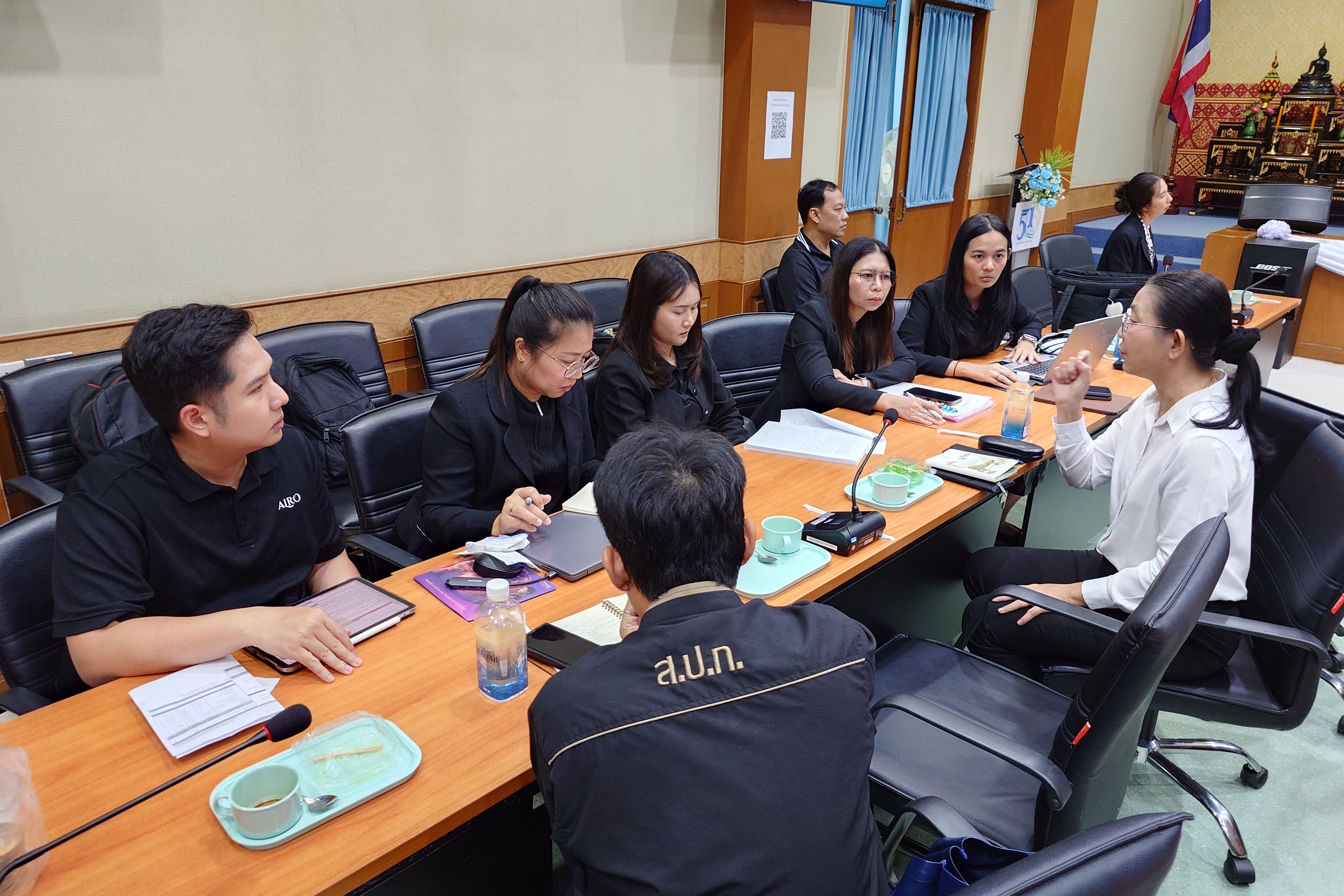 title - สพท. ร่วมประชุมเตรียมความพร้อมงบประมาณรายจ่าย ปี 2570 พร้อมหารือแนวทางการย้ายที่ทำการไปบางไทร