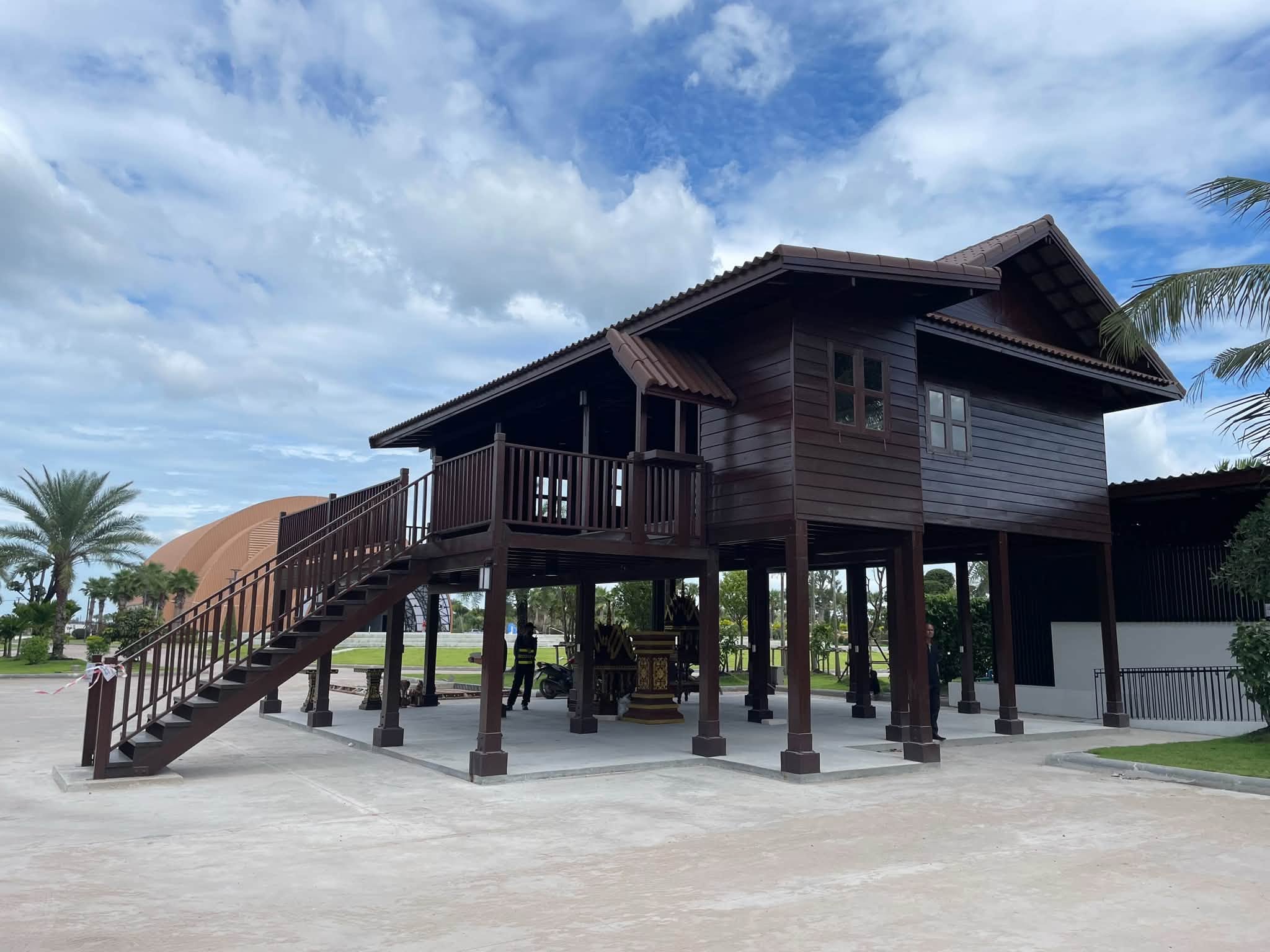 ส.ป.ก. ร่วมประชุมหารือแนวทางการจัดนิทรรศการเรือนอีสาน ในงานมหกรรมพืชสวนโลก จ.อุดรธานี (ข่าวแชร์)