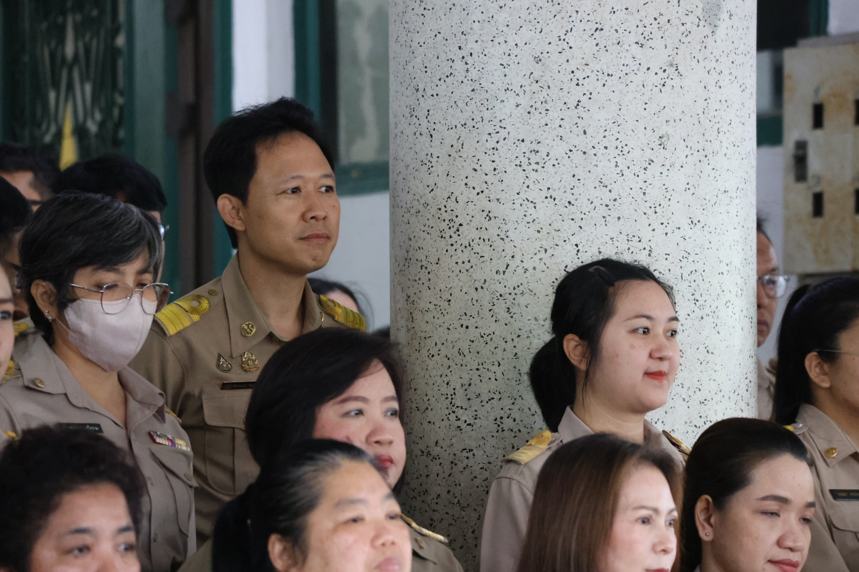 title - สพท. น้อมรำลึกพระมหากรุณาธิคุณ ร.6 ร่วมกิจกรรมวันพระราชทานธงชาติไทย ประจำปี 2569 