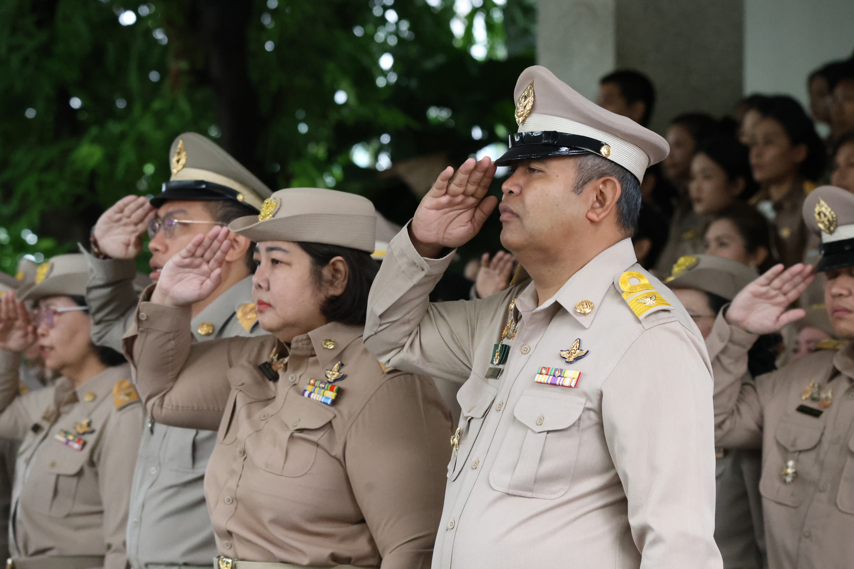 title - สพท. น้อมรำลึกพระมหากรุณาธิคุณ ร.6 ร่วมกิจกรรมวันพระราชทานธงชาติไทย ประจำปี 2569 