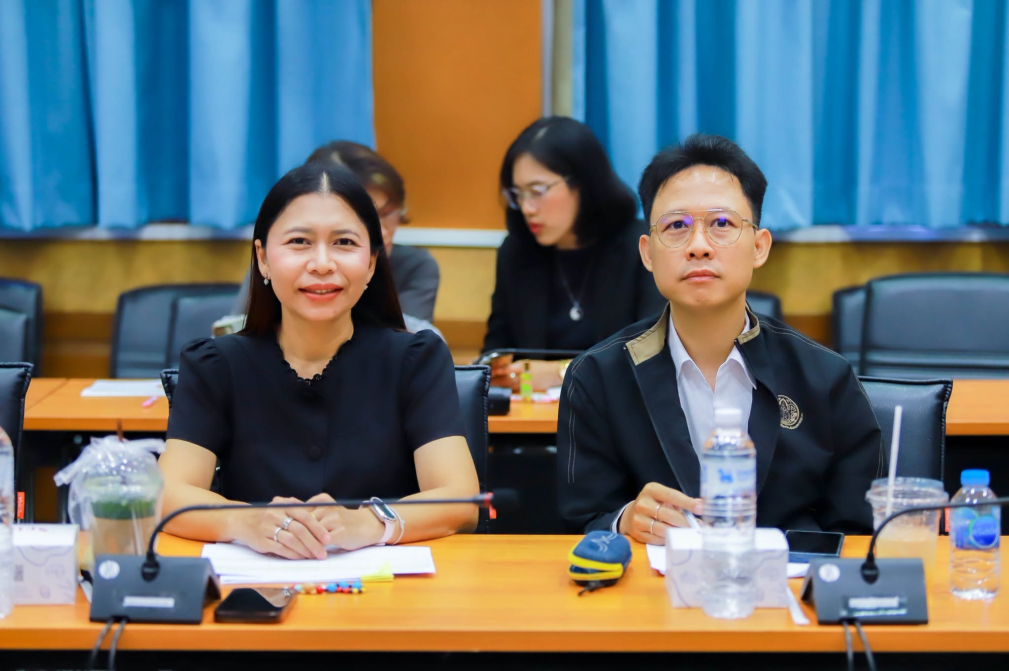 title - สพท. ร่วมประชุมคณะทำงานร่างตัวชี้วัดการประเมินผลการดำเนินงานกองทุนการปฏิรูปที่ดินเพื่อเกษตรกรรม ประจำปีบัญชี 2570
