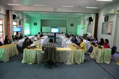 จัดประชุมเรื่อง การจัดทำแผนปฏิบัติการขับเคลื่อนงานพัฒนาคุณภาพชีวิตเกษตรกรในเขตปฏิรูปที่ดิน ประจำปีงบประมาณ พ.ศ.2564 ของสำนักพัฒนาและถ่ายทอดเทคโนโลยี