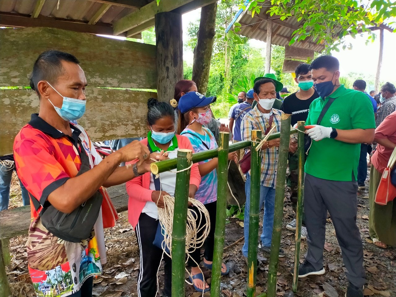ส.ป.ก. ตราด จัดอบรมเกษตรกร หลักสูตร ศาสตร์พระราชากับการสร้างฝายชะลอน้ำแบบชั่วคราว และเทคนิคการสร้าง บำรุงรักษาฝายชะลอน้ำ ภายใต้โครงการฝายชะลอน้ำแบบชั่วคราวสำหรับการเพิ่มประสิทธิภาพของแหล่งน้ำในเขตปฏิรูปที่ดินจังหวัดตราด ประจำปีงบประมาณ พ.ศ 2565