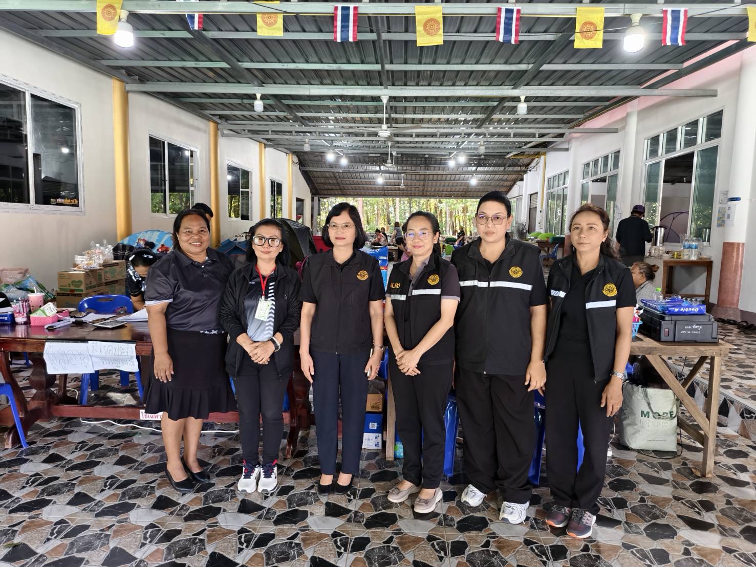 title - ส.ป.ก.ตราด นำ  เครื่องอุปโภคบริโภคช่วยเหลือเกษตรกรในเขตปฏิรูปที่ดินที่ได้รับผลกระทบจากสถานการณ์ความไม่สงบชายแดนไทย–กัมพูชา 