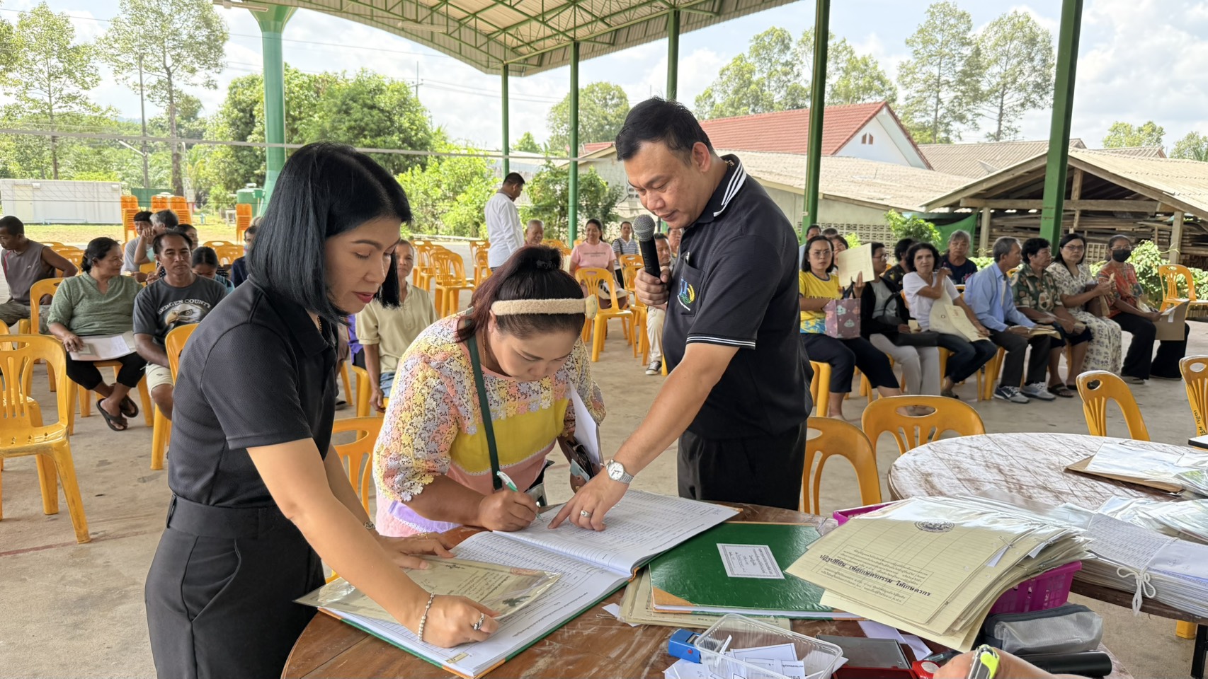 title - สำนักงานการปฏิรูปที่ดินจังหวัดตรังออกให้บริการศูนย์บริการประชาชนเคลื่อนที่ในเขตปฏิรูปที่ดินจังหวัดตรัง ประจำปี พ.ศ.๒๕๖๙ 