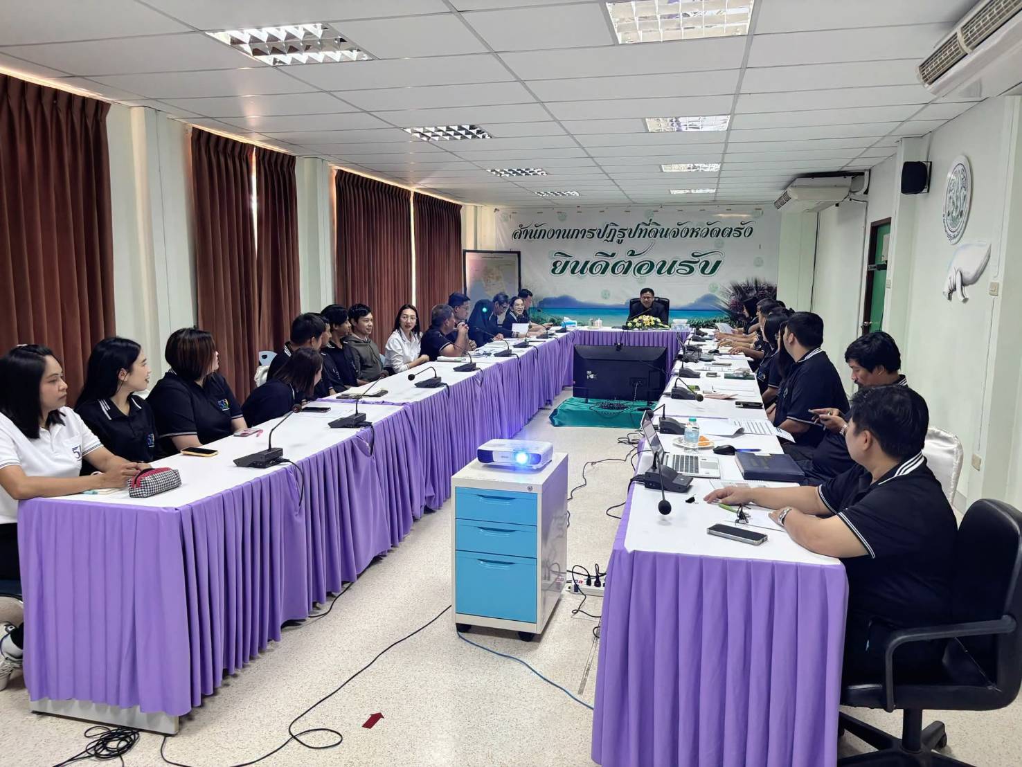 title - ผู้ตรวจราชการ ส.ป.ก. ประชุมติดตามผลการดำเนินงานตามแผนการตรวจราชการ ของ ส.ป.ก. ประจำปีงบประมาณ พ.ศ.2569 รอบ 2 จังหวัดตรัง