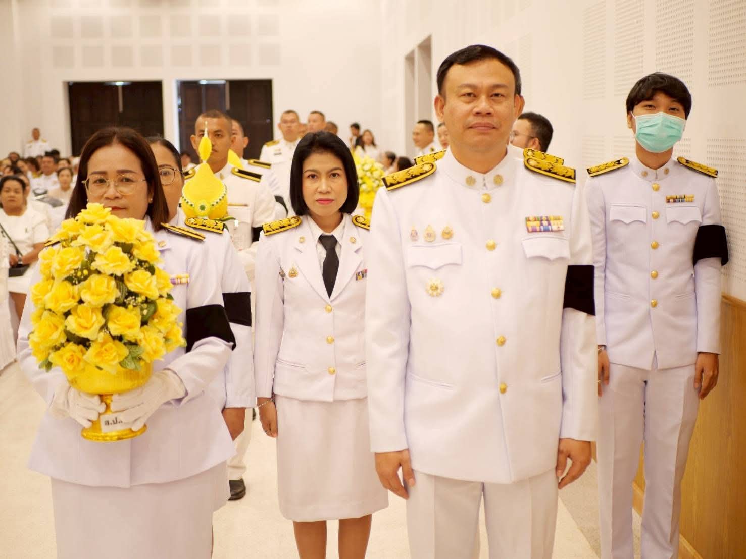 ส.ป.ก.ตรัง ร่วมประกอบพิธีวางพานพุ่มดอกไม้สด ถวายราชสักการะพระบรมสาทิสลักษณ์ พระบาทสมเด็จพระนั่งเกล้าเจ้าอยู่หัว พระมหาเจษฎาราชเจ้า รัชกาลที่ ๓ เนื่องในวันคล้ายวันพระราชสมภพ