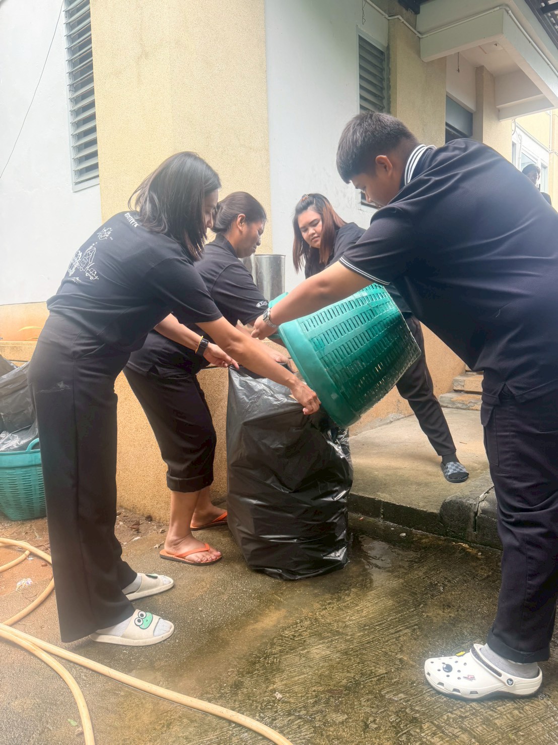 title - ส.ป.ก.ตรัง  ร่วมกันจัดกิจกรรม 5 ส (Big Cleaning Day)