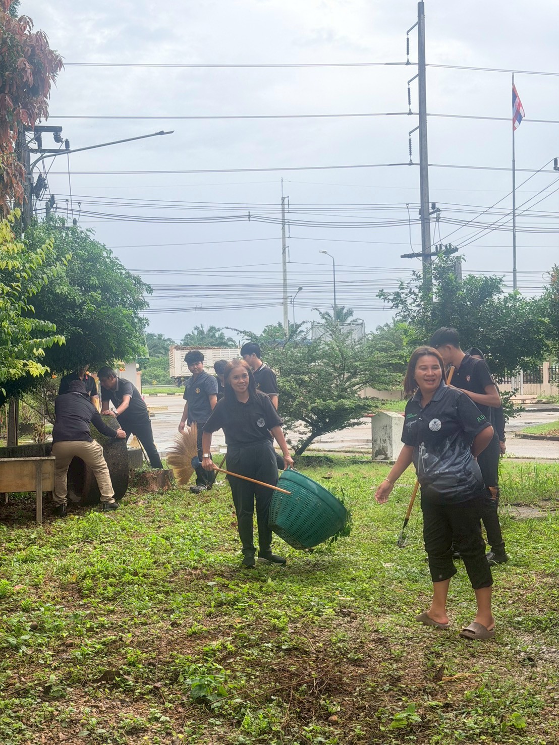title - ส.ป.ก.ตรัง  ร่วมกันจัดกิจกรรม 5 ส (Big Cleaning Day)
