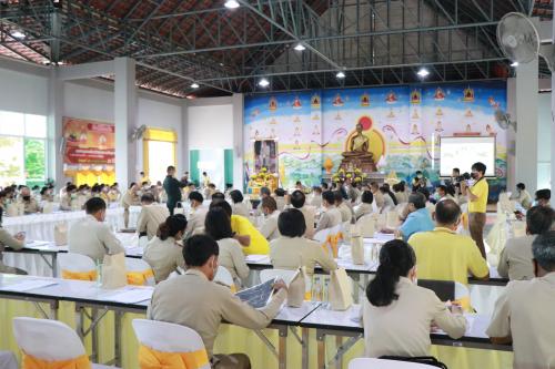 นางสุภาวดี ระโยธี ปฏิรูปที่ดินจังหวัดตรัง เข้าร่วมประชุมคณะกรมการจังหวัด หัวหน้าส่วนราชการและหน่วยงานที่เกี่ยวข้อง ครั้งที่ ๖/๒๕๖๓