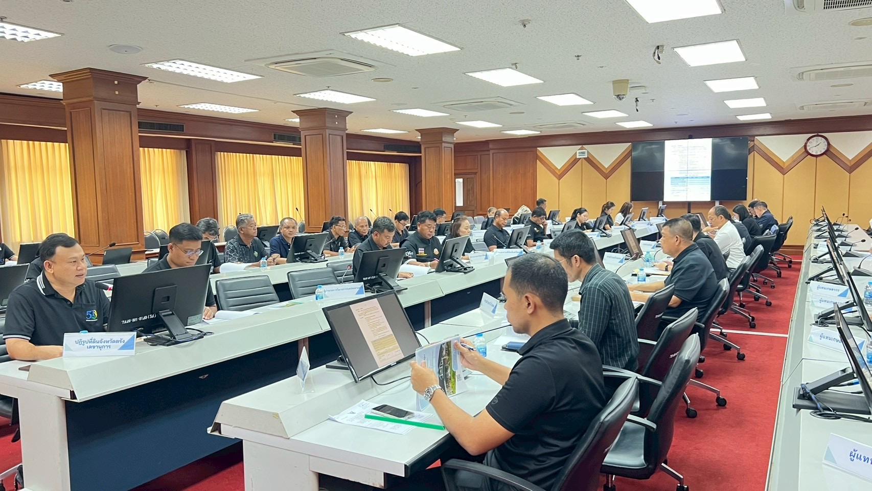 title - ส.ป.ก.ตรังจัดประชุมคณะกรรมการปฏิรูปที่ดินจังหวัดตรัง ครั้งที่ ๒/๒๕๖๙ ณ ห้องพระยารัษฏา ชั้น ๕ ศาลากลางจังหวัดตรัง