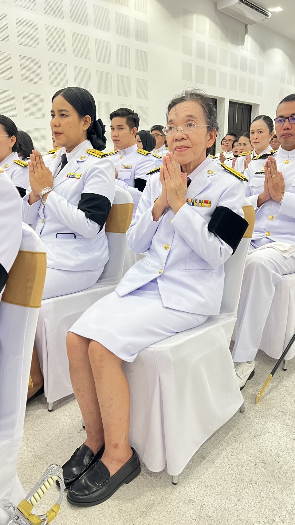 title - ส.ป.ก.ตรัง ร่วมพิธีเจริญพระพุทธมนต์และทำบุญตักบาตรถวายพระกุศล เนื่องในโอกาสฉลองพระชนมายุ 99 พรรษา สมเด็จพระอริยวงศาคตญาณ สมเด็จพระสังฆราช สกลมหาสังฆปริณายก