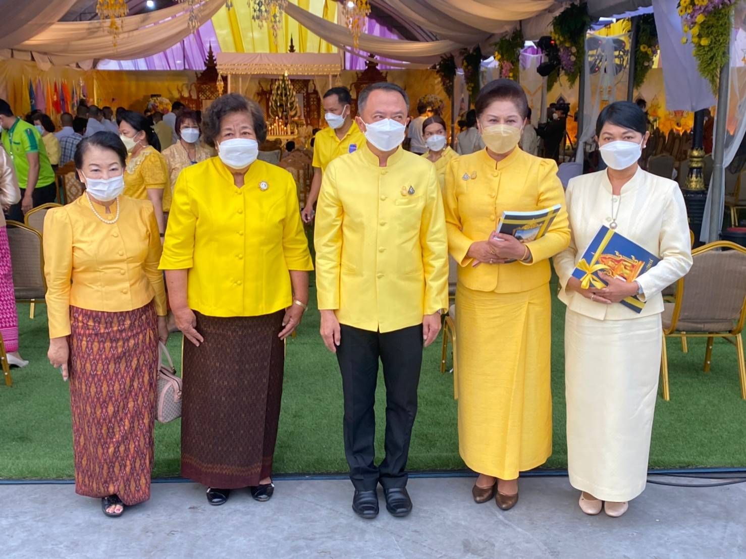วันเสาร์ที่​ 28​ พฤษภาคม​ 2565​ เวลา​ 15.00​น.​ ท่านปฏิรูปที่ดินจังหวัดอุบลราชธานี​  ร่วมพิธีเจริญพระพุทธมนต์วัดคหายุสมธัมม์ และพิธีบายศรีทูลพระขวัญ​ตามประเพณีไทยโบราณอีสาน​ เฉลิมพระเกียรติ​ถวายพระพรชัยมงคลแด่​พระบาทสมเด็จพระเจ้าอยู่หัว​ สมเด็จพระนางเจ้าสิริกิติ์​ พระบรมราชินีนารถ​ พระบรมราชชนนีพันปีหลวง​ สมเด็จพระนางเจ้าฯพระบรมราชินี​ และพระบรมวงศานุวงศ์ทุกพระองค์