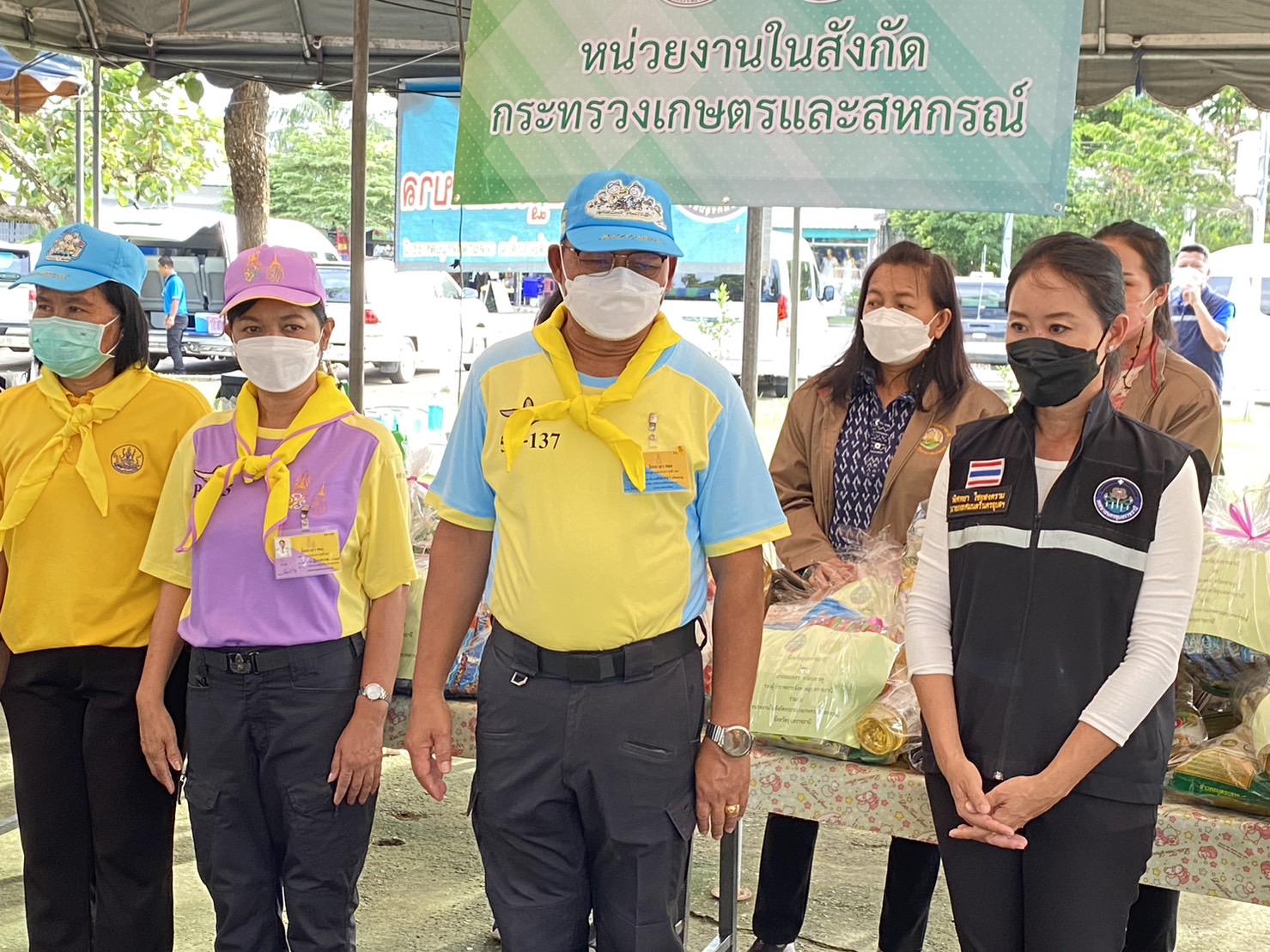 เมื่อวันที่ 20 กันยายน 2565 นายสมเพชร สร้อยสระคู รองผู้ว่าราชการจังหวัดอุบลราชธานี และ นางสาวฐิภาพรรณ พึ่งไพฑูรย์ ปฏิรูปที่ดินจังหวัดอุบลราชธานี ลงพื้นที่ประสบอุทกภัยจังหวัดอุบลราชธานี และมอบถุงยังชีพให้ผู้ประสบภัย 