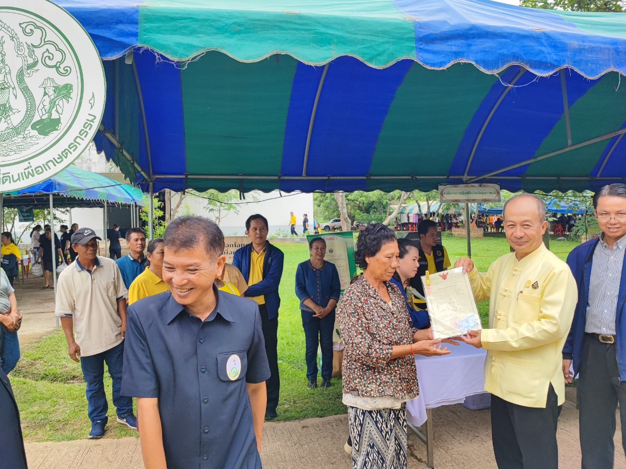 วันที่ 24 พฤษภาคม 2567 นางสาวพยอม กุลพันธ์ รักษาราชการแทนปฏิรูปที่ดินจังหวัดอุบลราชธานี มอบหมายให้ กลุ่มยุทธศาสตร์และการปฏิรูปที่ดิน เข้าร่วมโครงการคลินิกเกษตรเคลื่อนที่ ครั้งที่ 3 ประจำปีงบประมาณ พ.ศ.2567
