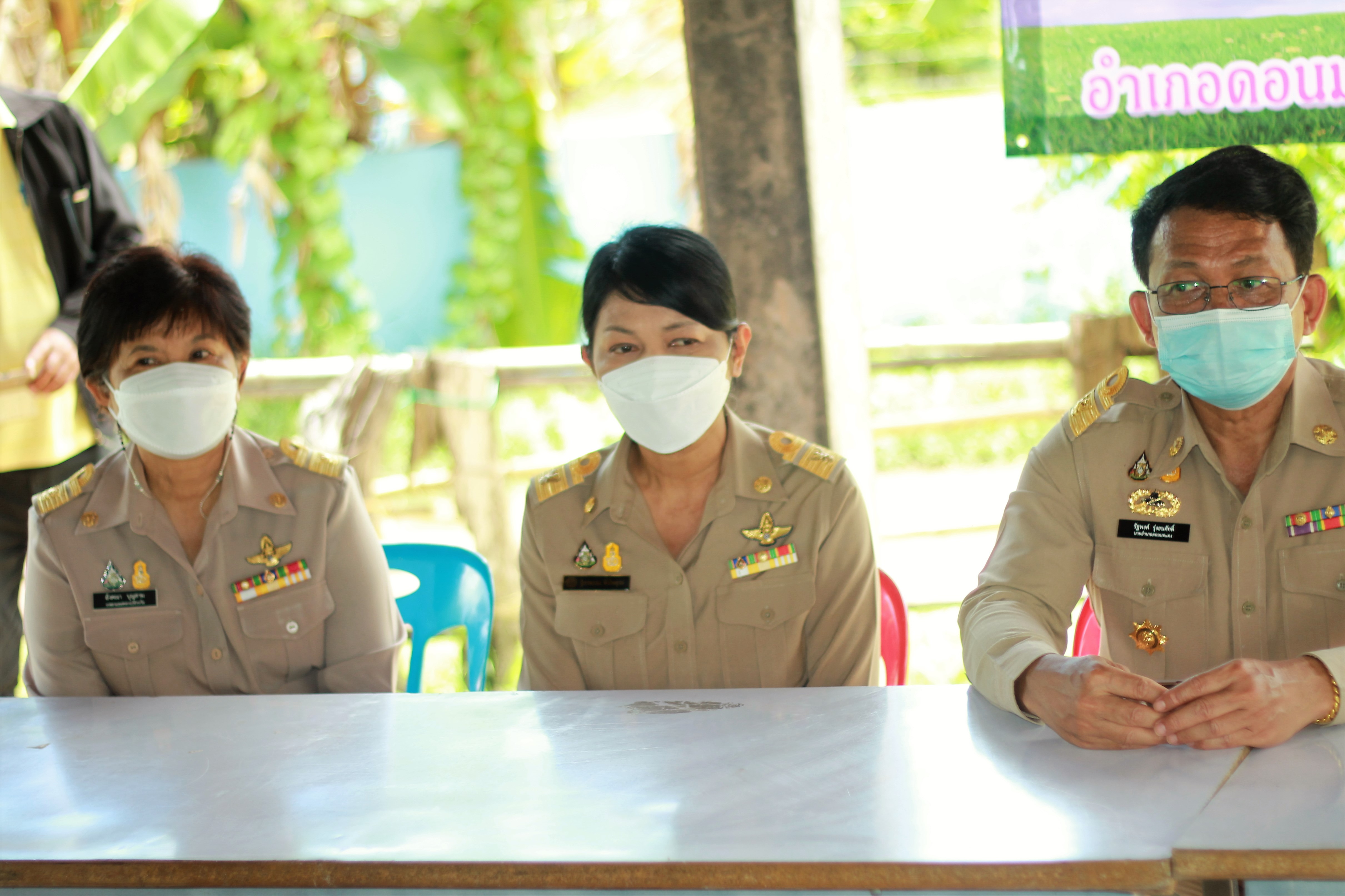 วันที่​  9​  พฤษภาคม​2565​ เวลา​11.30​น.​ ท่านปฏิรูปที่ดินจังหวัดอุบลราชธานี​ ลงพื้นที่ร่วมติดตามการขับเคลื่อนการขจัดความยากจนและพัฒนาคนทุกช่วงวัยอย่างยั่งยืนตามหลักเศรษฐกิจพอเพียง