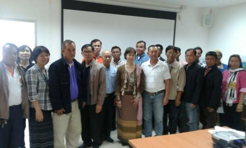 จัดฝึกอบรมการพัฒนาผู้แทนเกษตรกร 