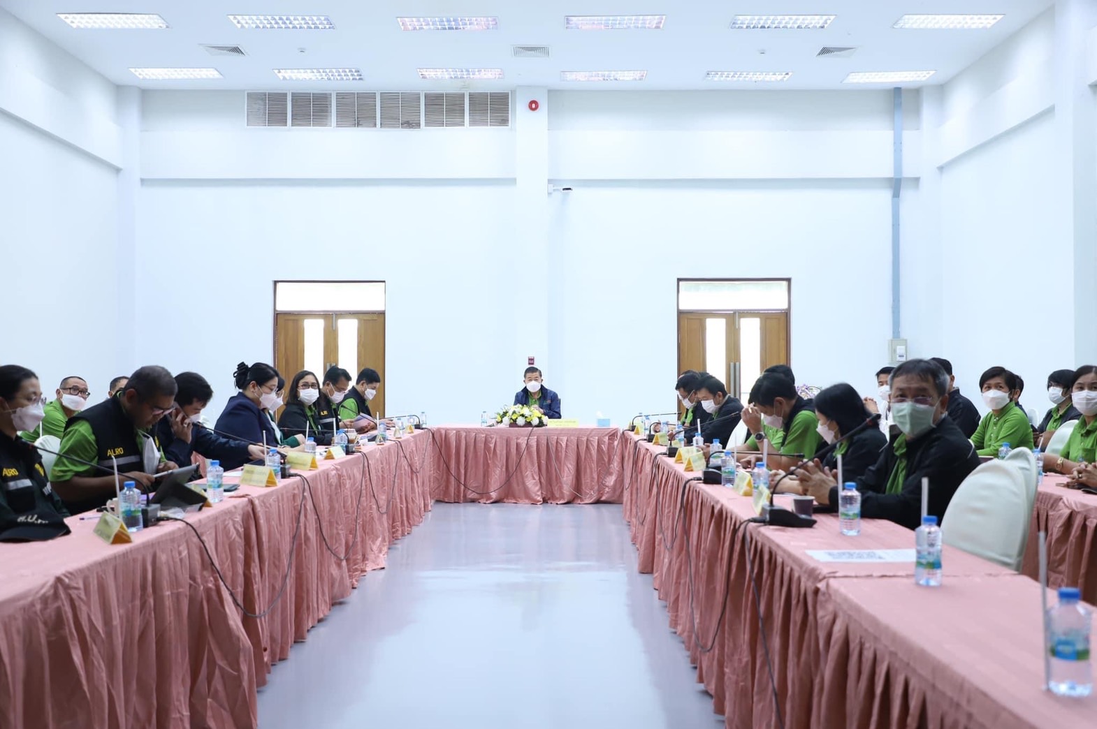 เลขาธิการสำนักงานการปฏิรูปที่ดินเพื่อเกษตรกรรม ติดตามการดำเนินงานโครงการที่สาธารณประโยชน์ลำรางทุ่งกะโล่  อำเภอเมือง จังหวัดอุตรดิตถ์