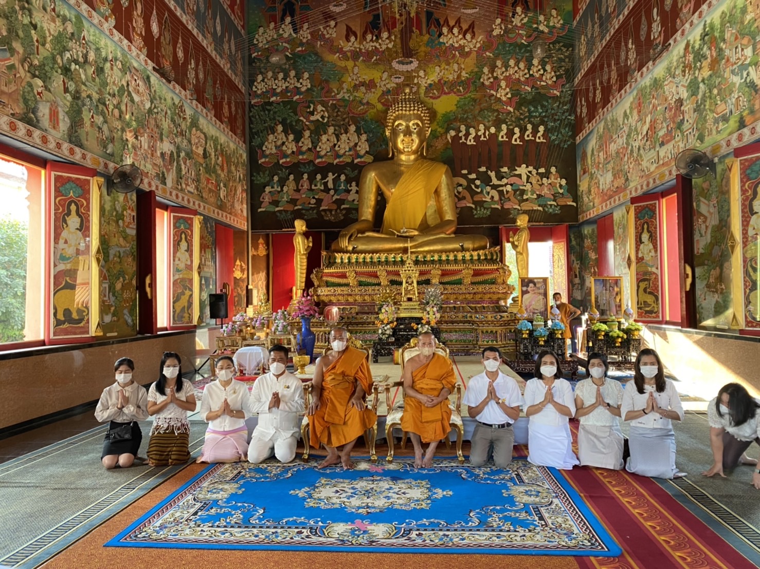 ส.ป.ก.อุตรดิตถ์ ร่วมพิธีเจริญพระพุทธมนต์เฉลิมพระเกียรติพระบาทสมเด็จพระเจ้าอยู่หัว สมเด็จพระนางเจ้าสิริกิติ์ พระบรมราชินีนาถ พระบรมราชชนนีพันปีหลวง  และสมเด็จพระนางเจ้าฯ พระบรมราชินี