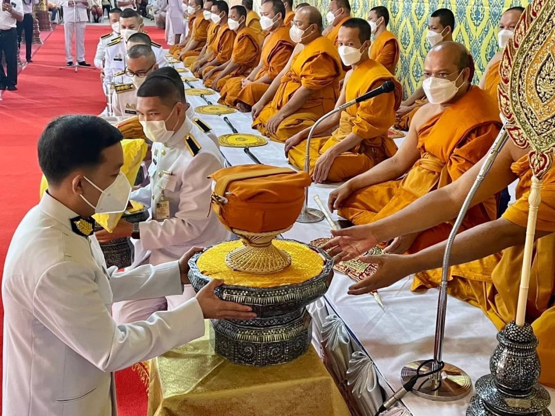 ส.ป.ก.อุตรดิตถ์ เข้าร่วมพิธีถวายผ้าพระกฐินพระราชทาน ประจำปี 2565