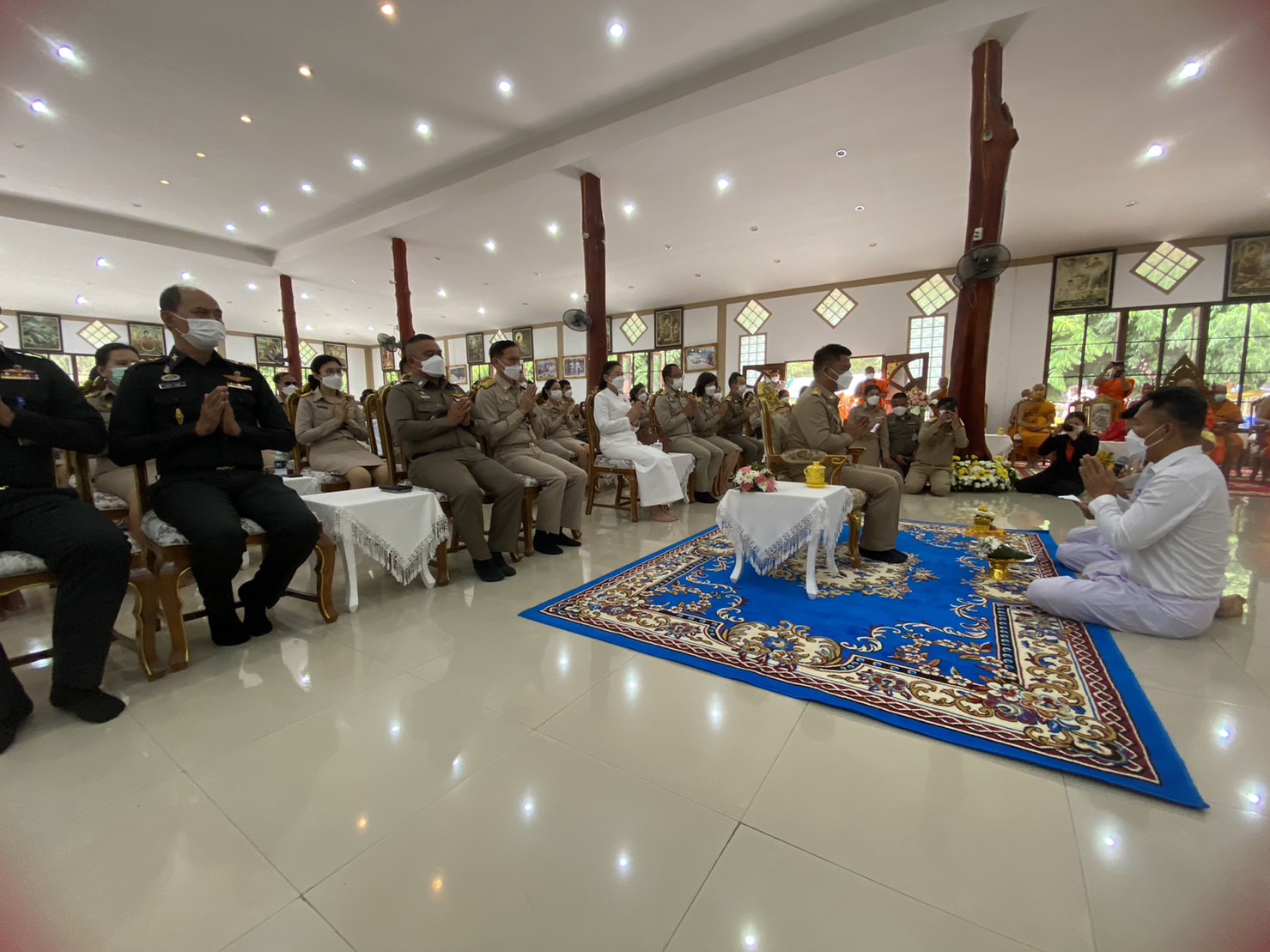 ส.ป.ก.อุตรดิตถ์ ร่วมพิธีปลงผมโครงการบรรพชาอุปสมบท 99 รูป