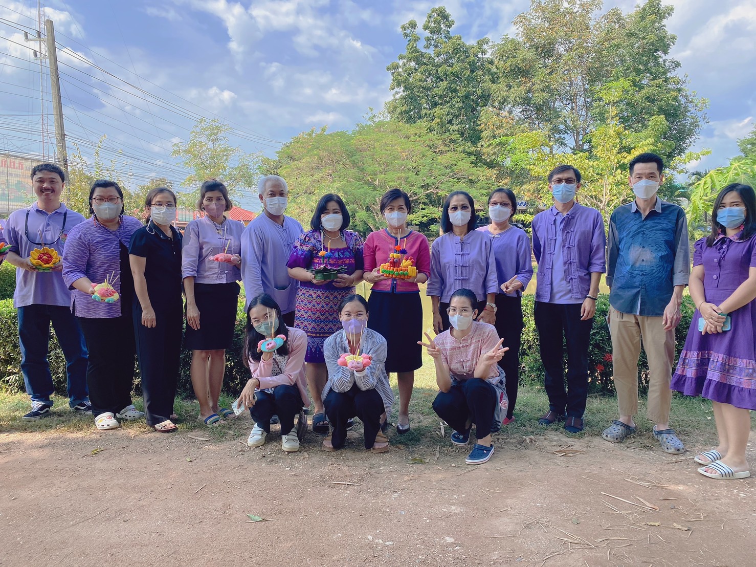 ส.ป.ก.อุตรดิตถ์ ร่วมสืบสานประเพณีลอยกระทง ประจำปี 2565