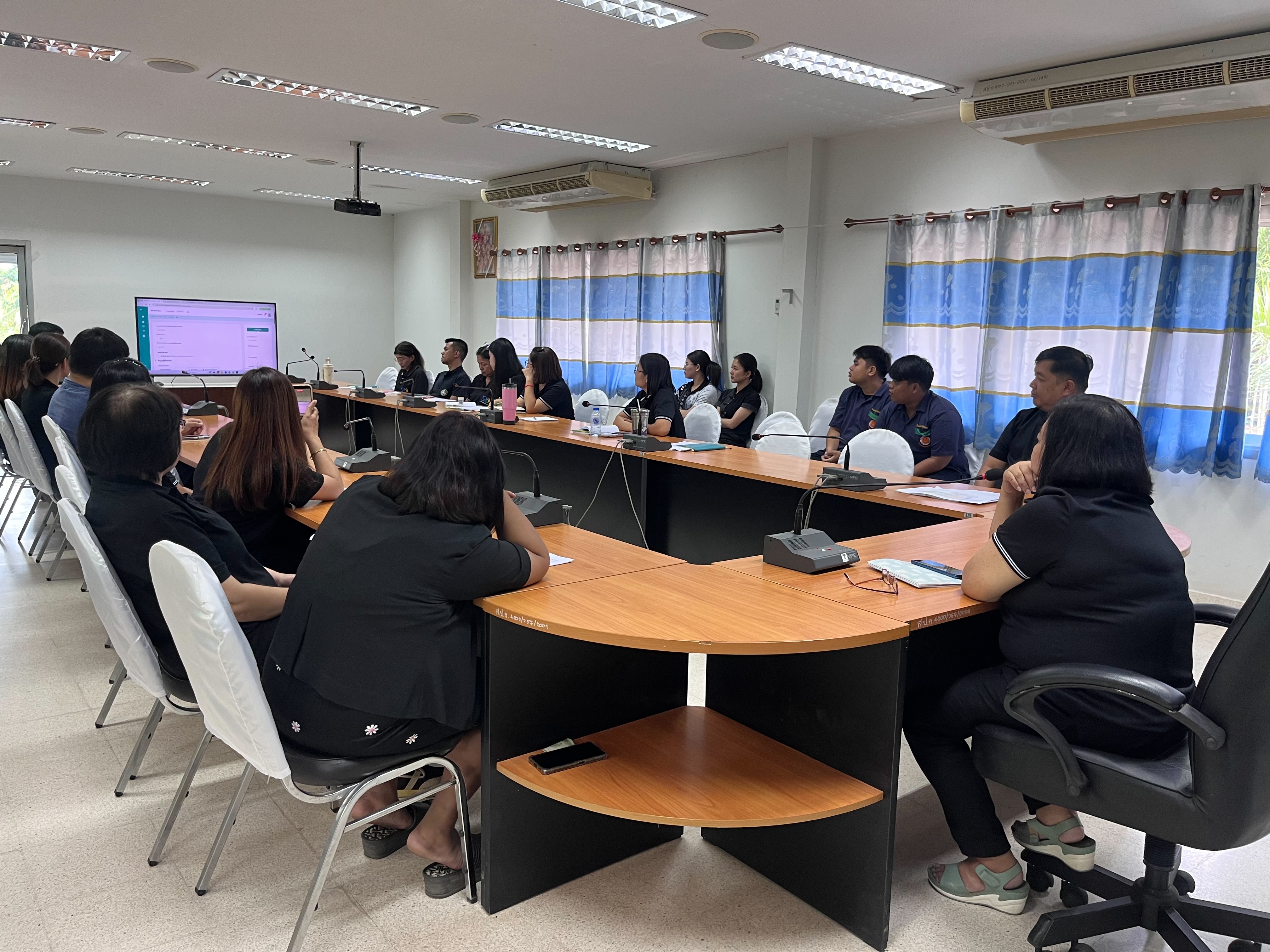 title - ส.ป.ก.อุตรดิตถ์ จัดประชุมข้าราชการและเจ้าหน้าที่ ประจำเดือนเมษายน ๒๕๖๙