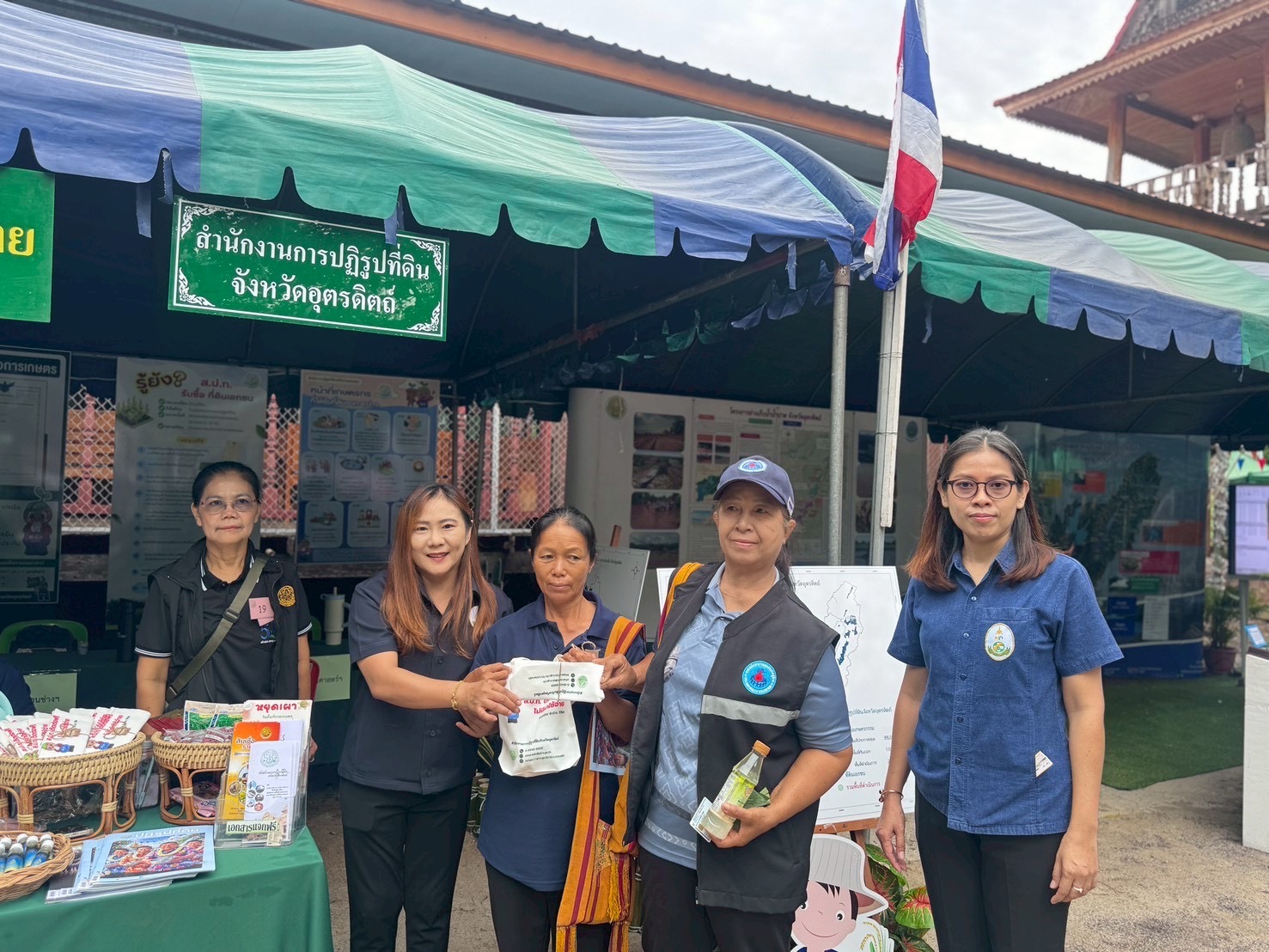 title - รมช.เกษตรฯ เปิดงานโครงการคลินิกเกษตรเคลื่อนที่ในพระราชานุเคราะห์ สมเด็จพระบรมโอรสาธิราชฯสยามมกุฎราชกุมาร ประจำปีงบประมาณ 2569 ไตรมาสที่ 3