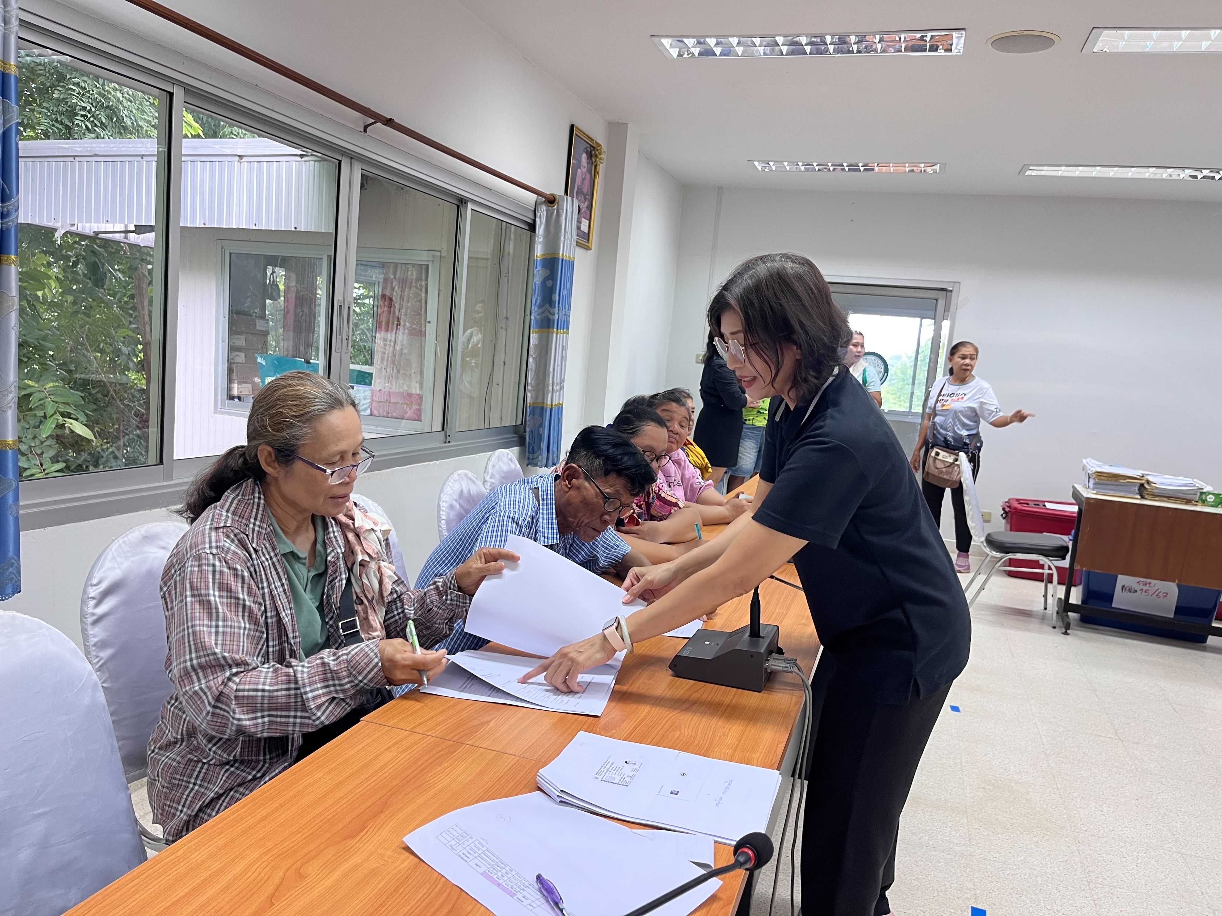title - ส.ป.ก.อุตรดิตถ์ สนับสนุนสินเชื่อเงินกองทุนการปฏิรูปที่ดินเพื่อเกษตรกรรม ให้กับเกษตรกรในเขตปฏิรูปที่ดิน ครั้งที่ ๖/๒๕๖๙