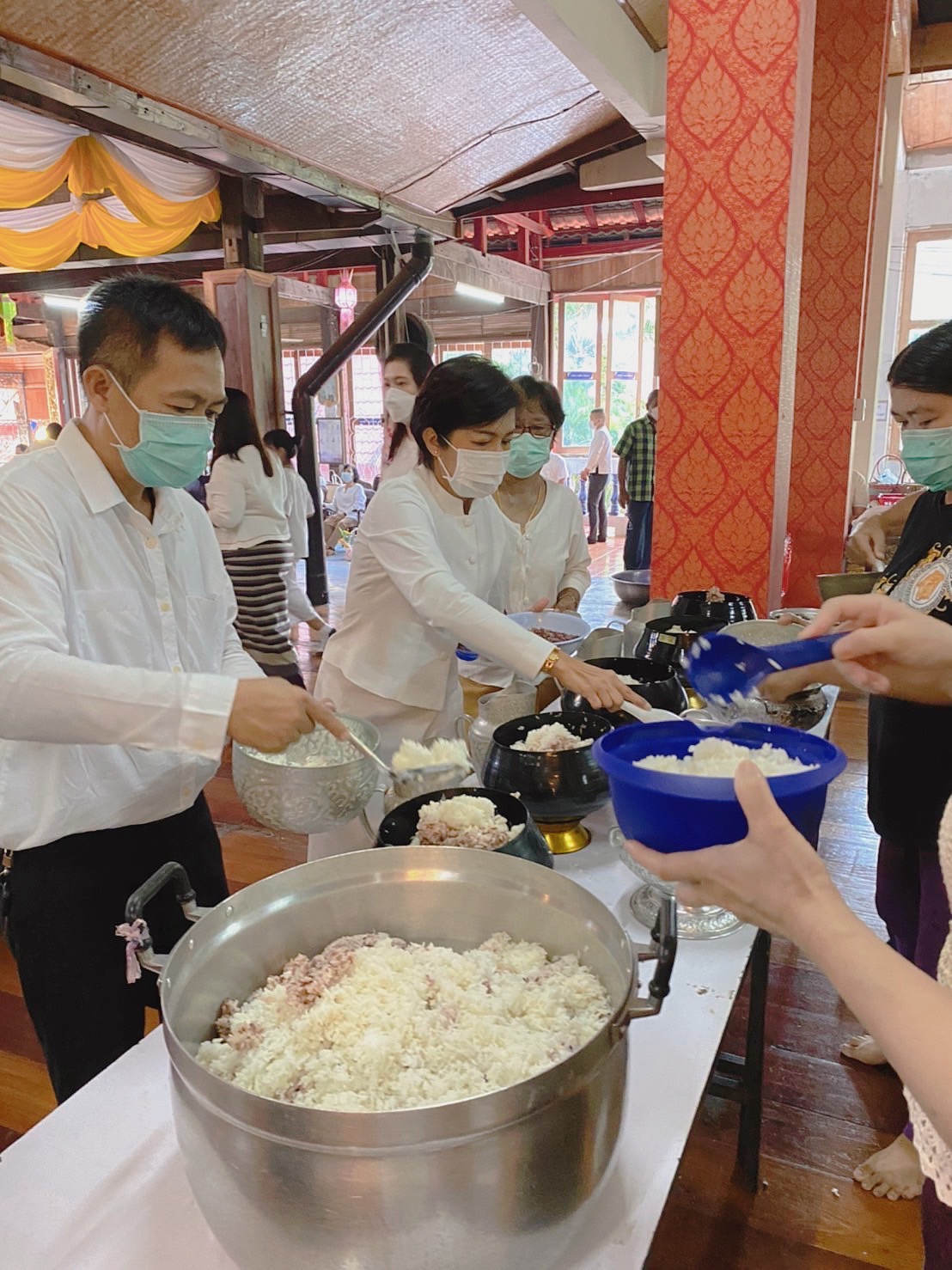 ส.ป.ก.อุตรดิตถ์ ร่วมกิจกรรมเข้าวัดปฏิบัติธรรมวันธรรมสวนะ ประจำปีงบประมาณ พ.ศ. 2565  และกิจกรรมเฉลิมฉลองครบรอบ 200 ปี ชาตกาล พระยาศรีสุนทรโวหาร (น้อย อาจารยางกูร)