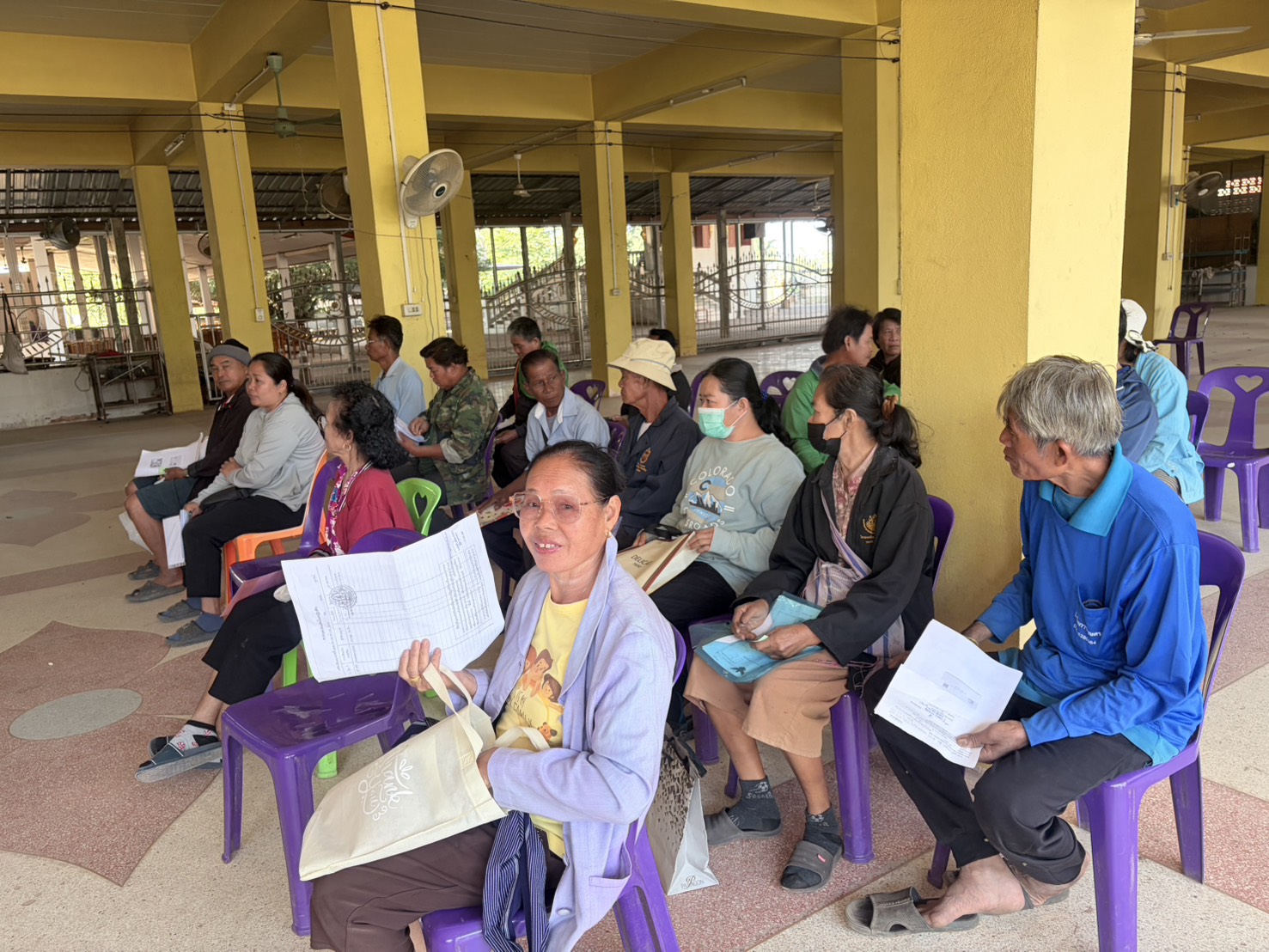 title - ส.ป.ก.อุตรดิตถ์ ออกหน่วยให้บริการรับคำขอออกโฉนดเพื่อการเกษตรในพื้นที่อำเภอตรอน จังหวัดอุตรดิตถ์