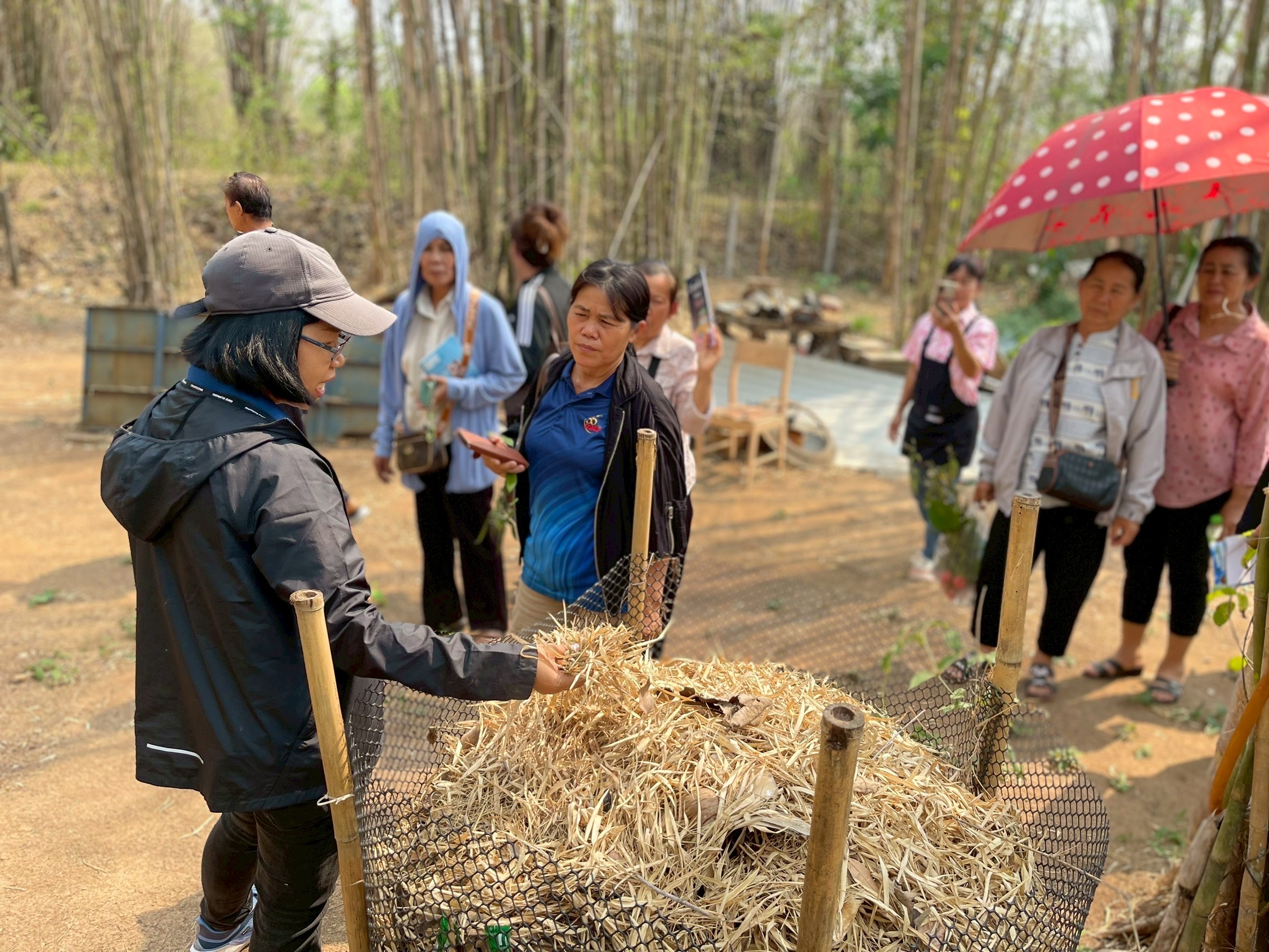 title - ส.ป.ก.อุตรดิตถ์ ดำเนินการจัดสัมมนาและศึกษาดูงานโครงการพัฒนาเกษตรปราดเปรื่อง (Smart Farmer) ปีงบประมาณ พ.ศ. ๒๕๖๙
