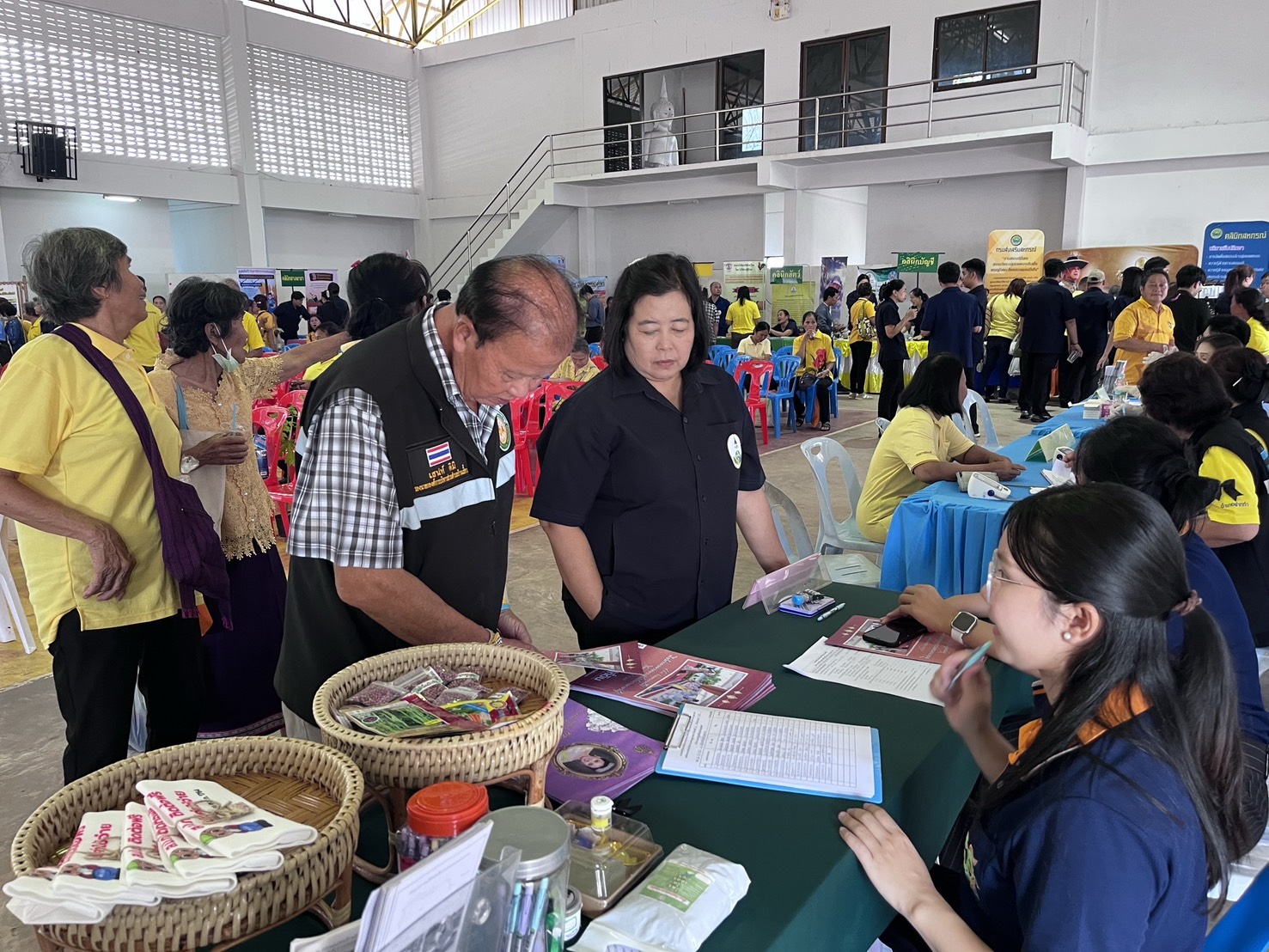 title - ส.ป.ก.อุตรดิตถ์ ร่วมให้บริการโครงการคลินิกเกษตรเคลื่อนที่ในพระราชานุเคราะห์ สมเด็จพระบรมโอรสาธิราชฯ สยามมกุฎราชกุมาร ประจำปีงบประมาณ พ.ศ. ๒๕๖๙ ไตรมาสที่ ๔