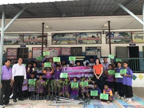 โครงการอนุรักษ์พันธุกรรมพืช (อพ.สธ.) วันศุกร์ที่ 9 กุมภาพันธ์ 2561 ณ โรงเรียนบ้านนาอิซาง ต.นายาง อ.พิชัย จ.อุตรดิตถ์ 