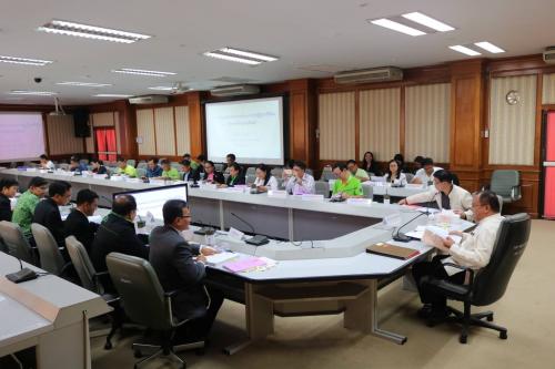 นายมณู วงศ์สุนทร ปฏิรูปที่ดินจังหวัดอุตรดิตถ์ และเจ้าหน้าที่ ส.ป.ก.อุตรดิตถ์ จัดประชุมคณะกรรมการปฏิรูปที่ดินจังหวัดอุตรดิตถ์ ครั้งที่ 1/2562 ณ ห้องประชุมศิลาอาสน์ชั้น 5 ศาลากลางจังหวัดอุตรดิตถ์ เมื่อวันพุธที่ 13 ก.พ. 62