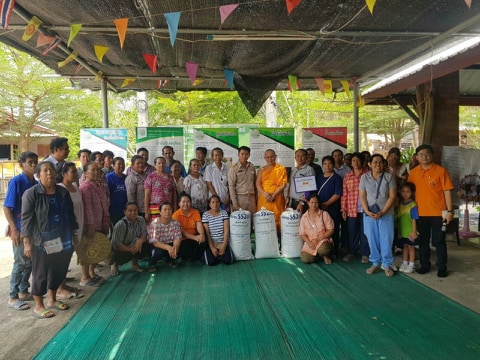 ส.ป.ก.อุตรดิตถ์ ร่วมกับสำนักพัฒนาและถ่ายทอดเทคโนโลยี (สพท.) ดำเนินการจัดฝึกอบรม หลักสูตร “การจัดการความรู้และการจัดทำฐานข้อมูลเพื่อพัฒนาสมุนไพรในเขตปฏิรูปที่ดิน ระดับจังหวัด” ณ ศูนย์การเรียนรู้นาอิซาง บ้านนาอิซาง ม.1 ต.นายาง อ.พิชัย จ.อุตรดิตถ์ เมื่อวันพฤ