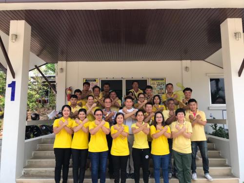 ส.ป.ก.อุตรดิตถ์ ร่วมแสดงเจตจำนงสุจริต โดยการแสดงสัญลักษณ์การต่อต้านการทุจริตของ ส.ป.ก. ณ สำนักงานการปฏิรูปที่ดินจังหวัดอุตรดิตถ์ เมื่อวันเสาร์ที่ 6 เม.ย 62 