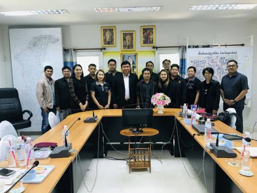 สำนักงานการปฏิรูปที่ดินเพื่อเกษตรกรรม ดำเนินการจัดประชุมการจัดทำแผนงานและแนวทางการพัฒนางานเกษตรปราดเปรื่องในเขตปฎิรูปที่ดิน (Smart Farmer) ณ ห้องประชุมสำนักงานการปฏิรูปที่ดินจังหวัดอุตรดิตถ์ (ส.ป.ก.อุตรดิตถ์) เมื่อวันพฤหัสบดีที่ 6 มิ.ย. 62