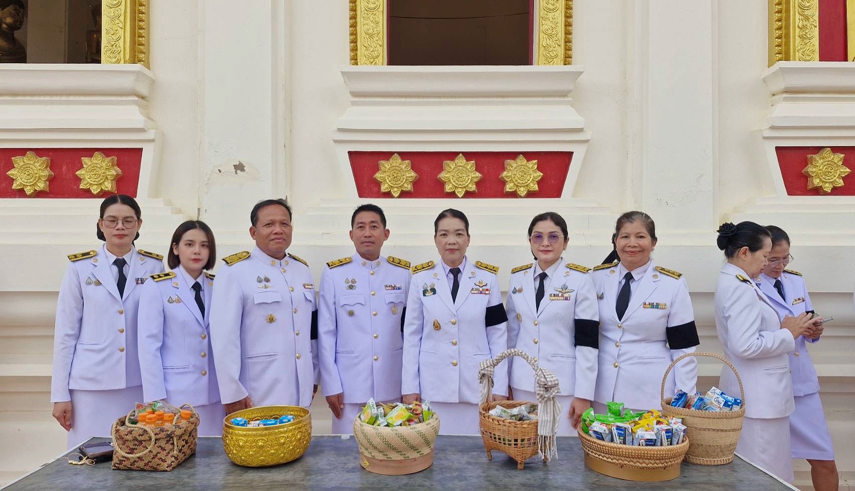 ส.ป.ก. ยโสธร ร่วมพิธีทำบุญตักบาตรและพิธีบำเพ็ญกุศล (สัตตมวาร ๗ วัน) เพื่ออุทิศถวายเป็นพระกุศล สมเด็จพระเจ้าลูกเธอ เจ้าฟ้าพัชรกิติยาภา นเรนทิราเทพยวดี กรมหลวงราชสาริณีสิริพัชร มหาวัชรราชธิดา  ณ วัดศรีธรรมาราม (พระอารามหลวง) อำเภอเมืองยโสธร จังหวัดยโสธร