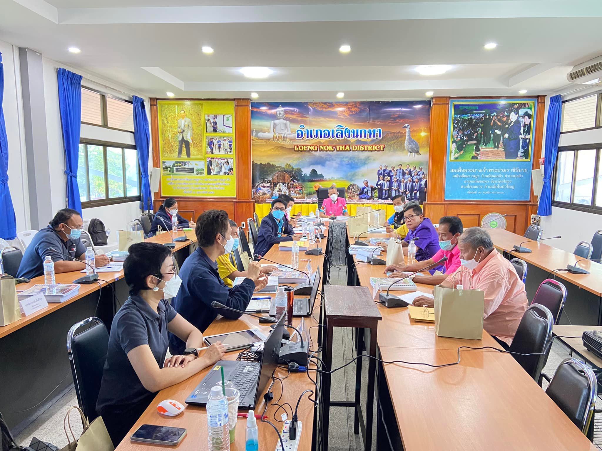 ส.ป.ก.ยโสธร ร่วมประชุมคณะกรรมการเพื่อกำหนดราคาเบื้องต้นของอสังหาริมทรัพย์ที่จะต้องเวนคืน และจำนวนเงินค่าทดแทนในการจัดกรรมสิทธิ์ เพื่อดำเนินการก่อสร้างทางรถไฟ สายบ้านไผ่ - มหาสารคาม - ร้อยเอ็ด - มุกดาหาร - นครพนม ครั้งที่ 1 / 2565
