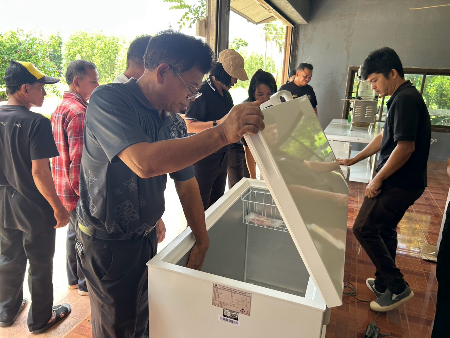 title - ส.ป.ก.ยโสธร ส่งมอบครุภัณฑ์ จำนวน 7 รายการ สนับสนุนกลุ่มวิสาหกิจชุมชนกลุ่มเกษตรกรเลี้ยงโคขุนหนองแหน