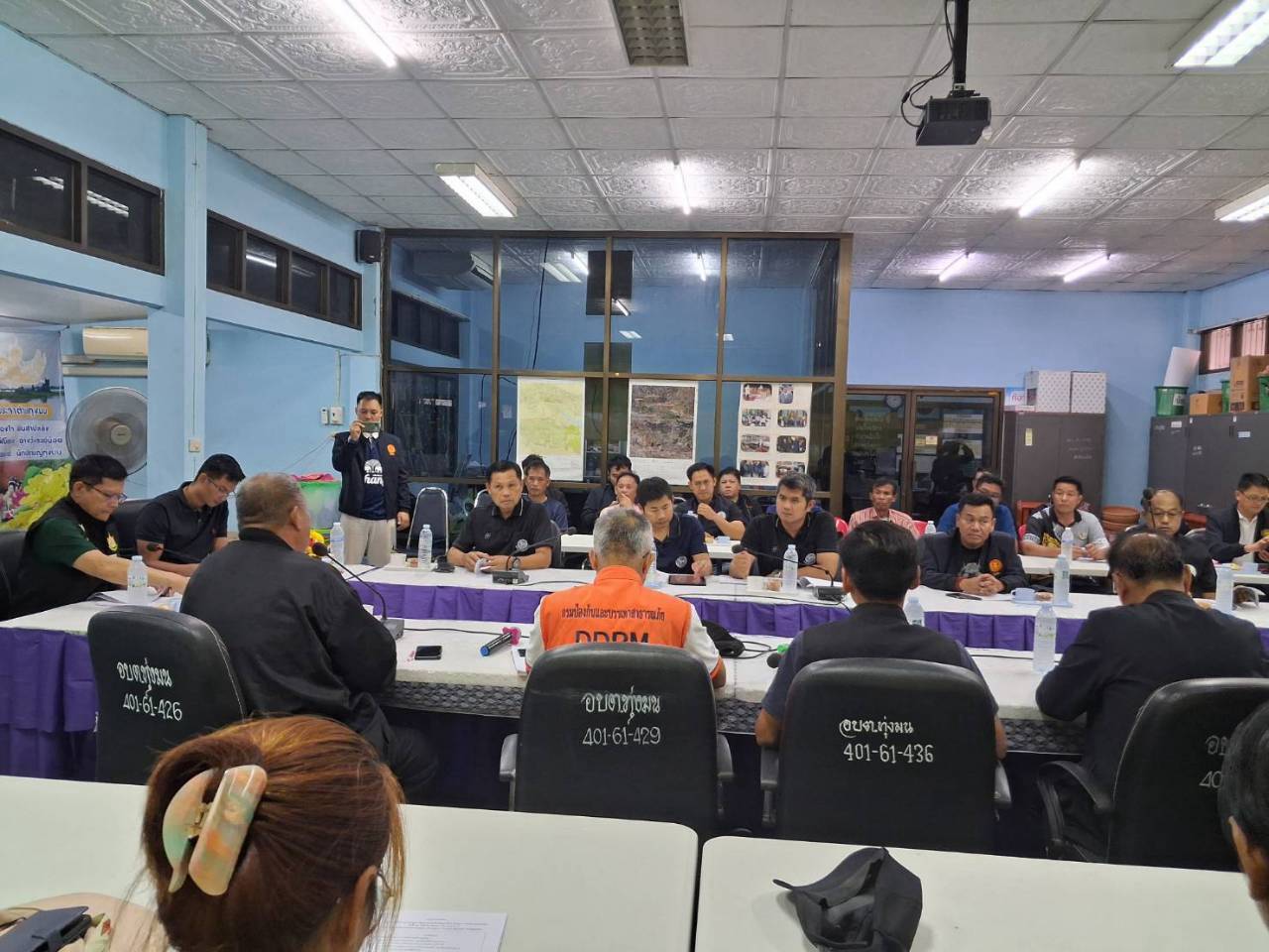 title - ส.ป.ก.ยโสธร ร่วมสำรวจพื้นที่และประชุมหารือแนวทางแก้ไขปัญหาน้ำป่าไหลหลากและดินโคลนทับถม ณ องค์การบริหารส่วนตำบลทุ่งมนตำบลทุ่งมน อำเภอคำเขื่อนแก้ว จังหวัดยโสธร